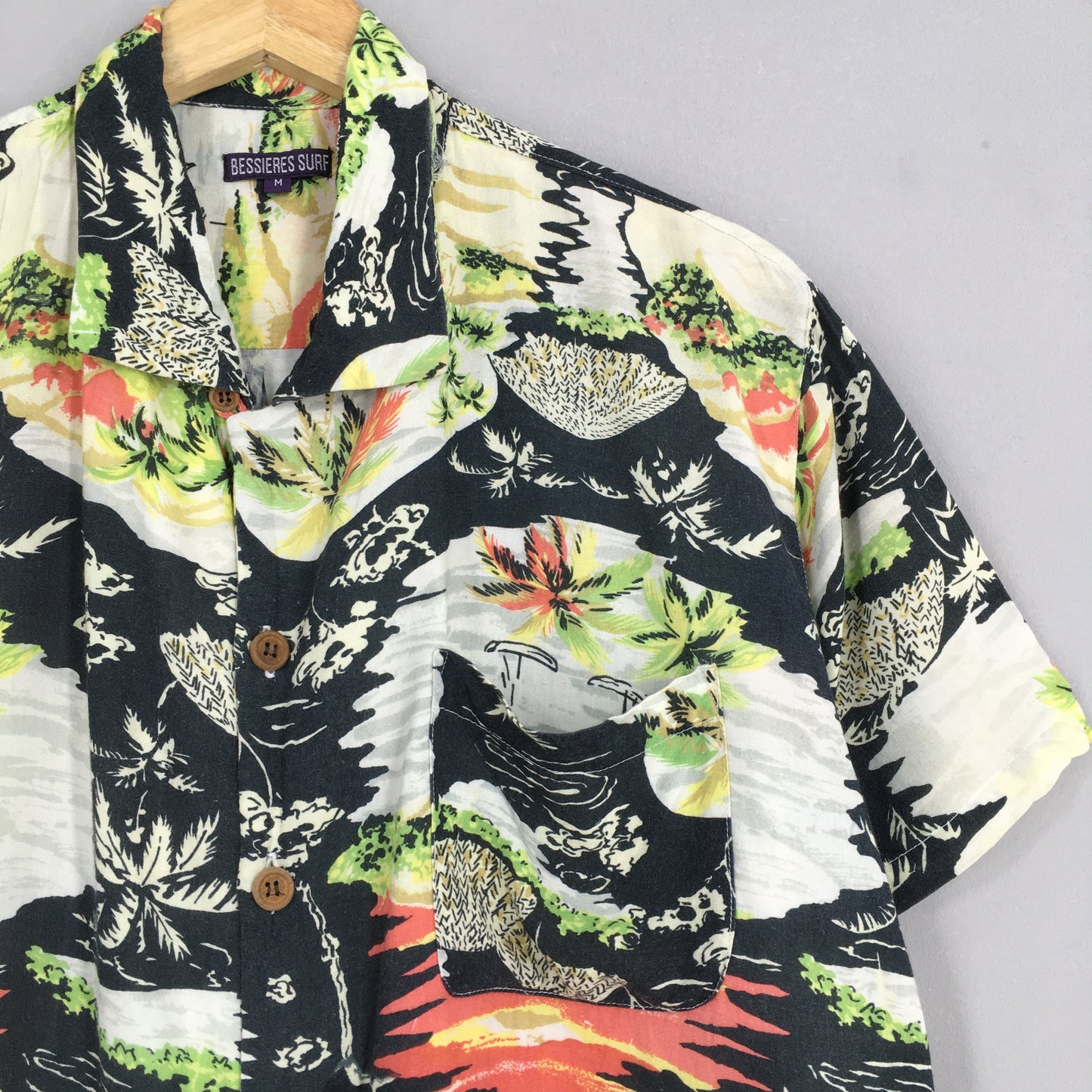 Vintage Hawaiian Coconut Tree Beach View Shirt Medium