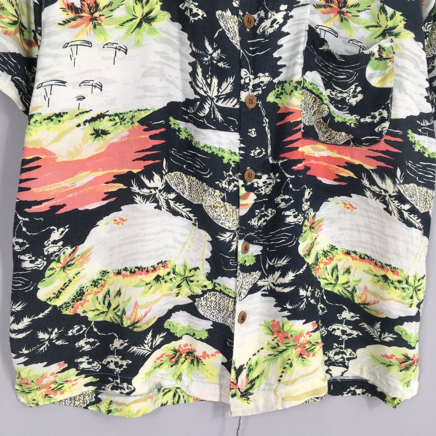 Vintage Hawaiian Coconut Tree Beach View Shirt Medium