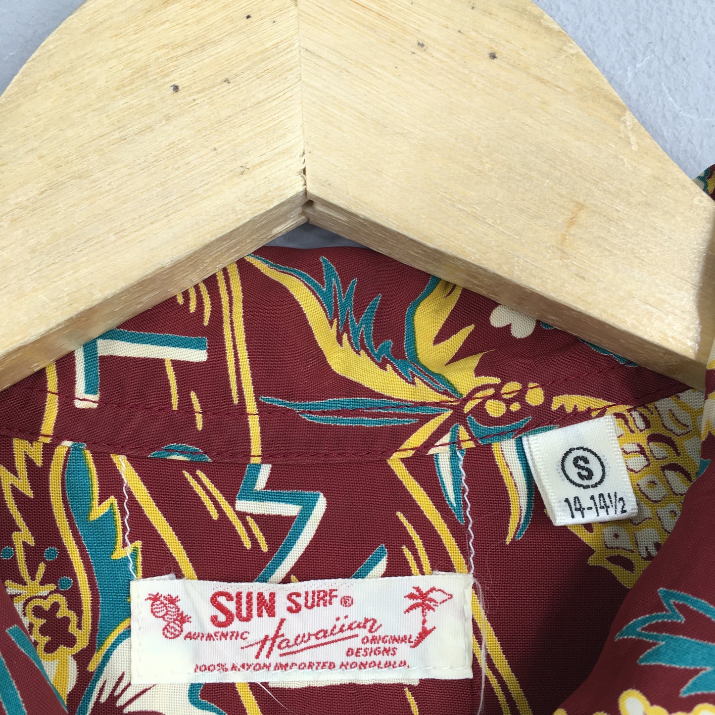 Sun Surf Hula Girl Ukulele Hawaii Rayon Shirt Small