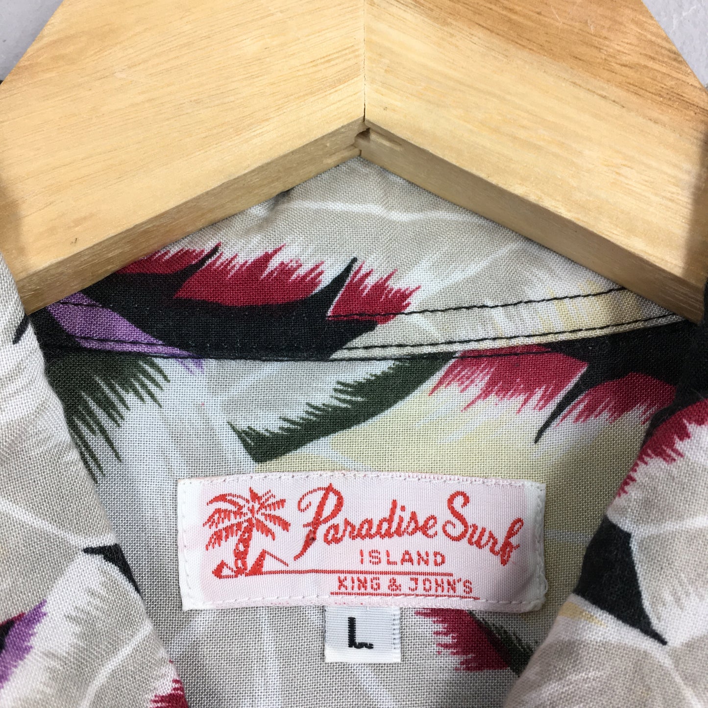 Vintage Paradise Surf Leaves Hawaii Aloha Shirts Large