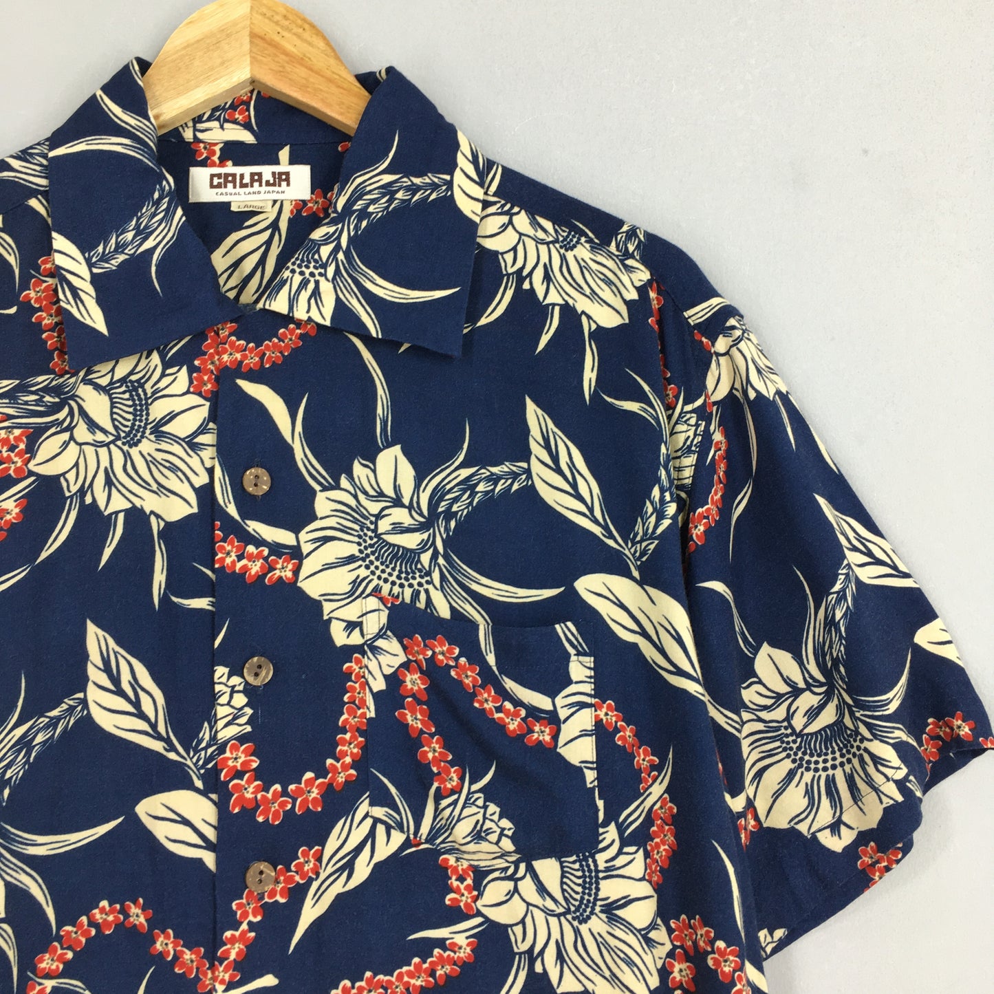 Vintage Hawaii Aloha Floral Rayon Shirt Large