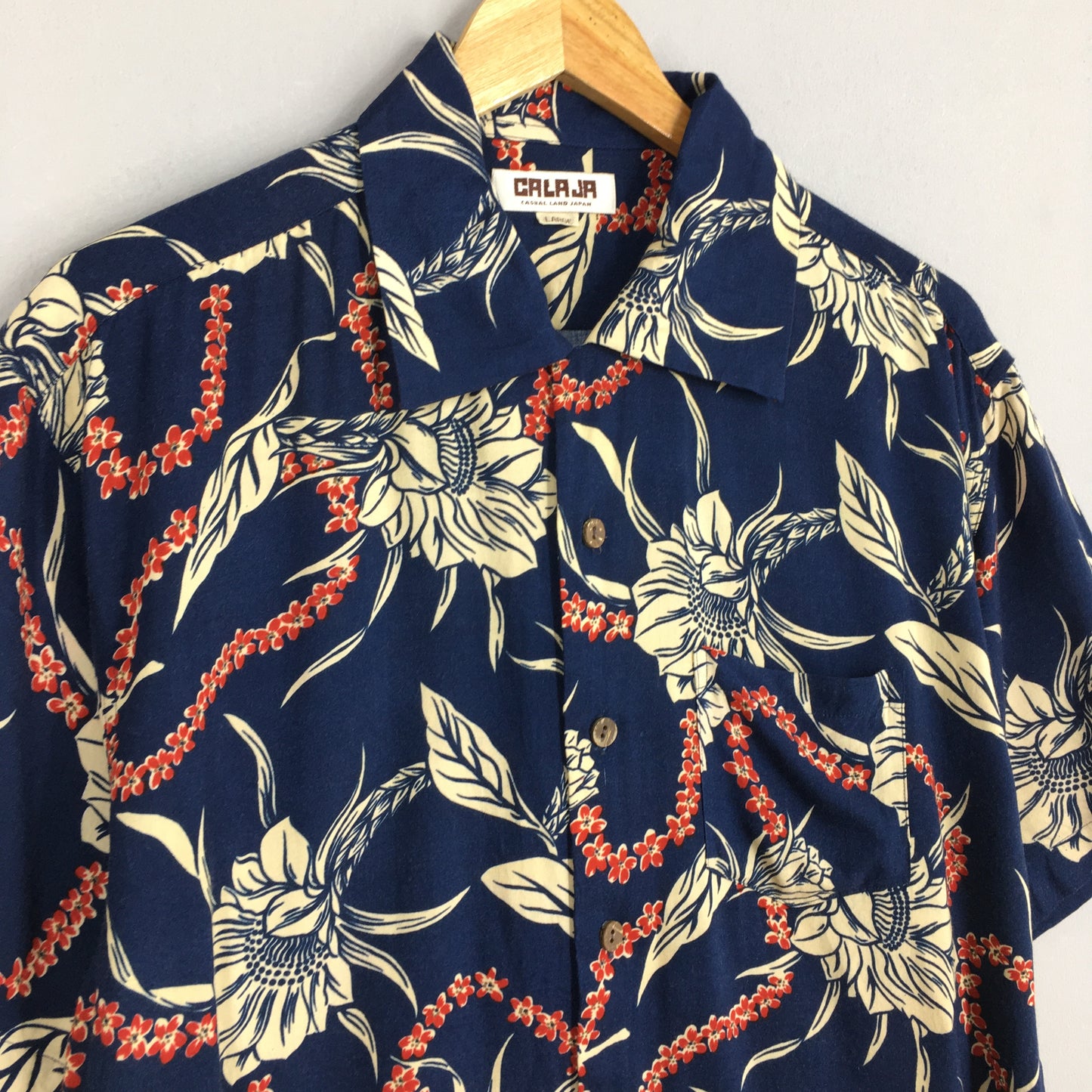 Vintage Hawaii Aloha Floral Rayon Shirt Large