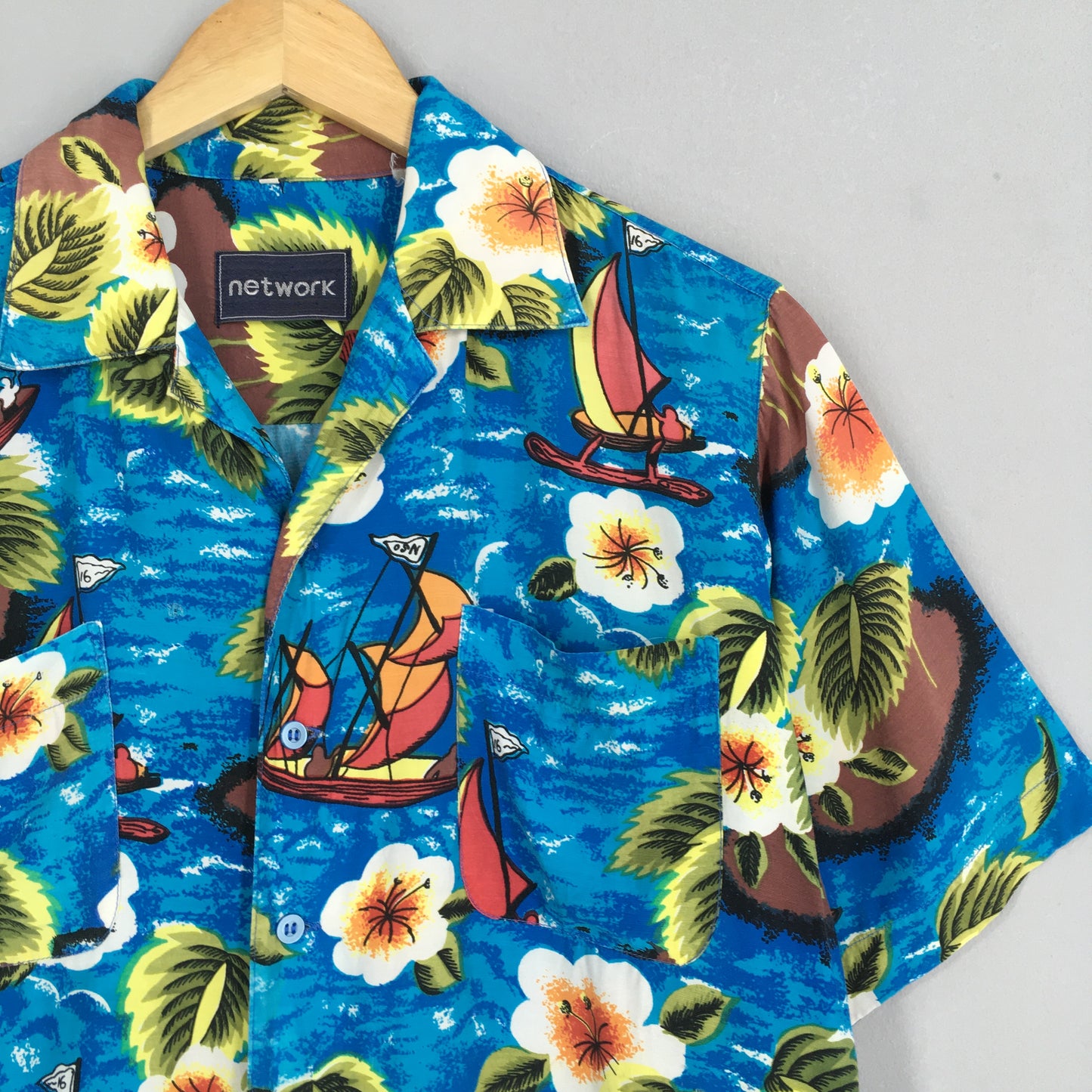 Hawaiian Sailing Beach Rayon Shirt Medium