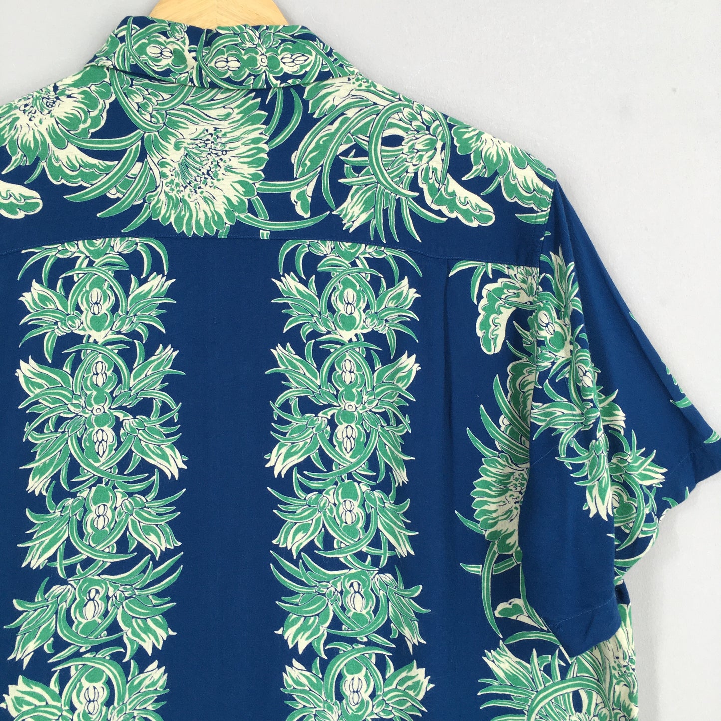 Hawaii Aloha Flower Rayon Shirt Large