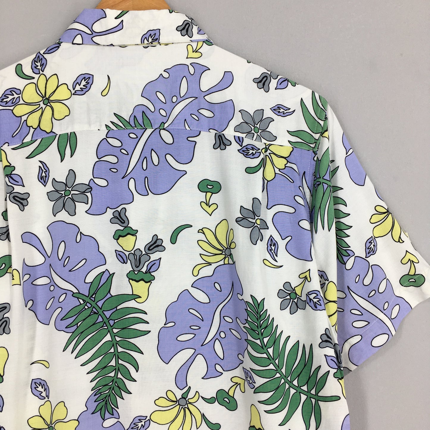 Patina Surf Rayon Floral Shirt Medium