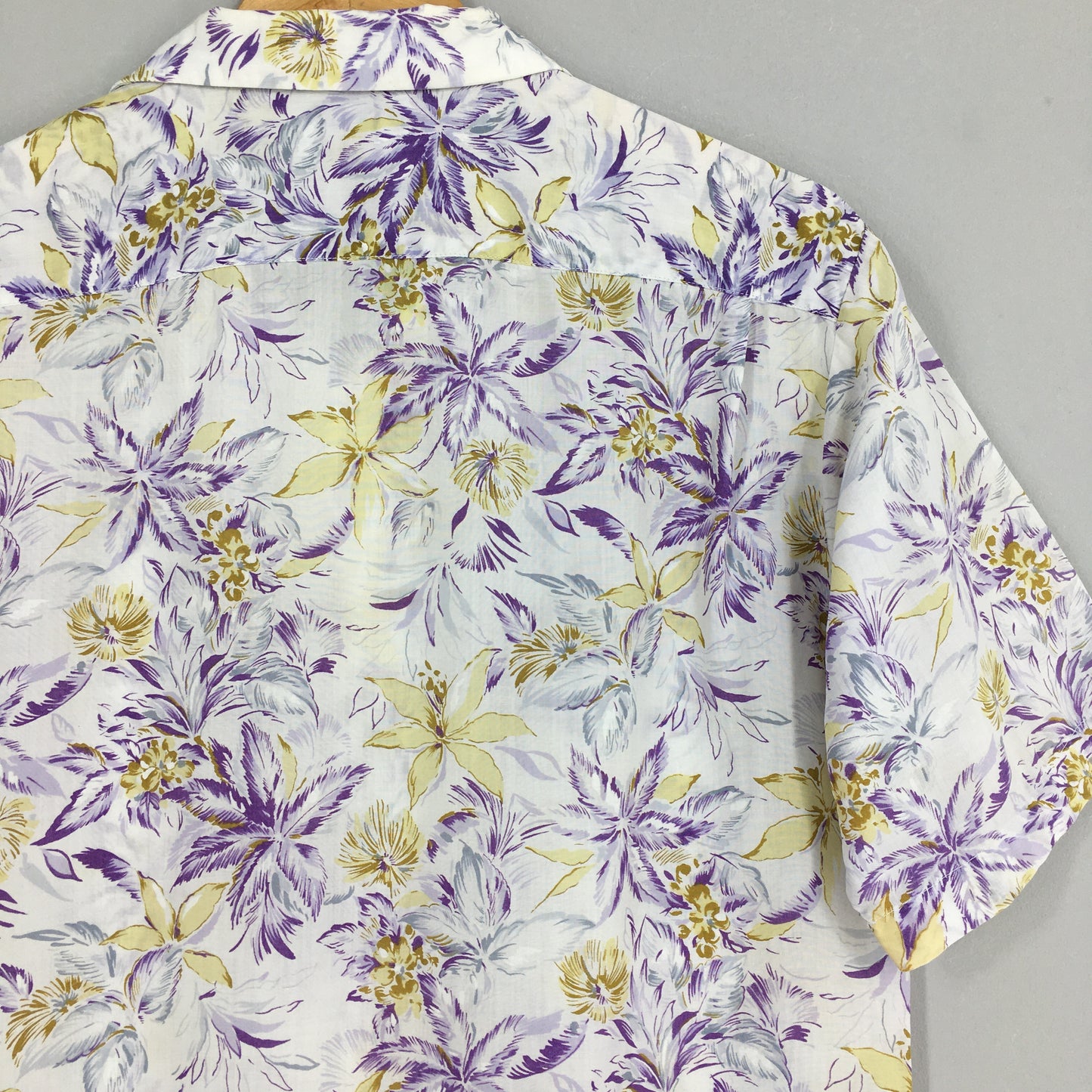 Wrangler Hawaiian Floral Aloha Overprint Shirt Large