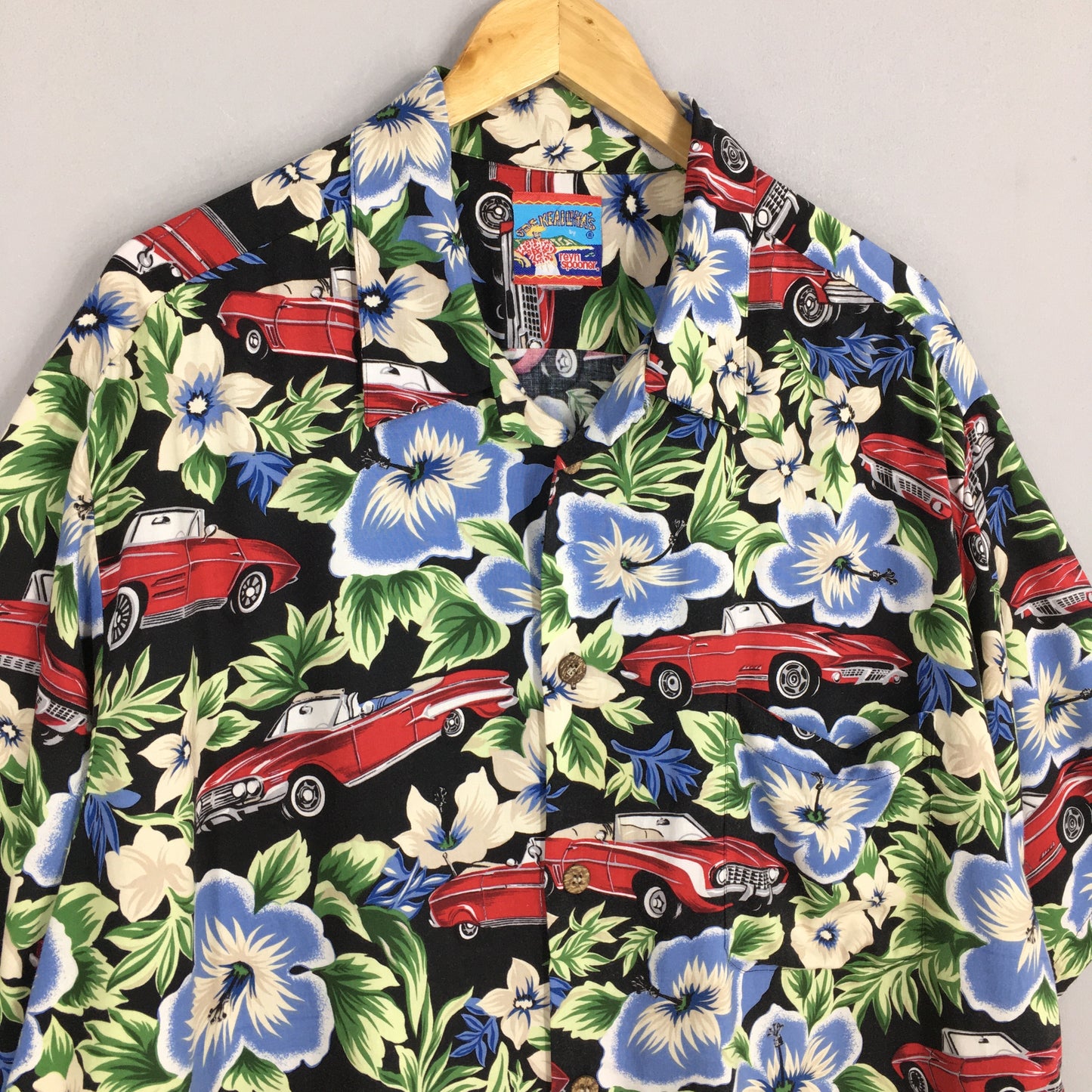 Reyn Spooner Joe Kealoha Floral Old Car Graphic Aloha Tropical Shirt