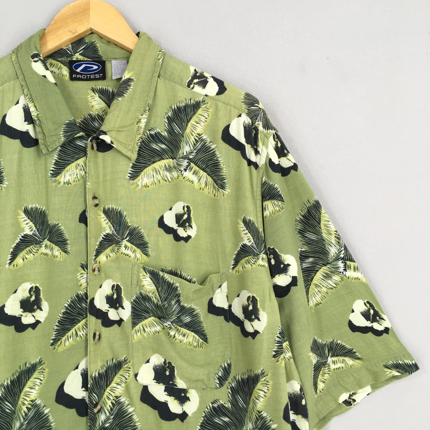 Floral Leaves Shirt Large Mens Hawaii Aloha Floral Guam Beach Party