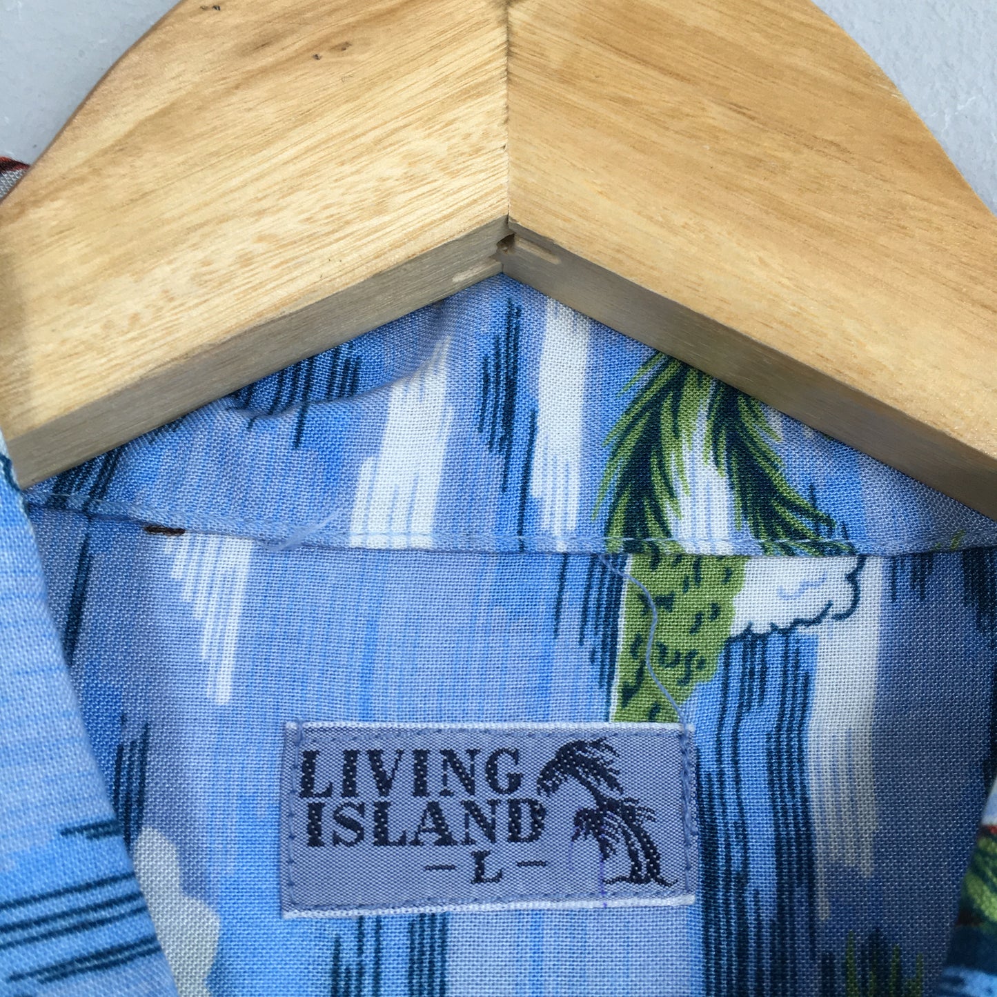 Living Island Palm Tree Aloha Shirt Large