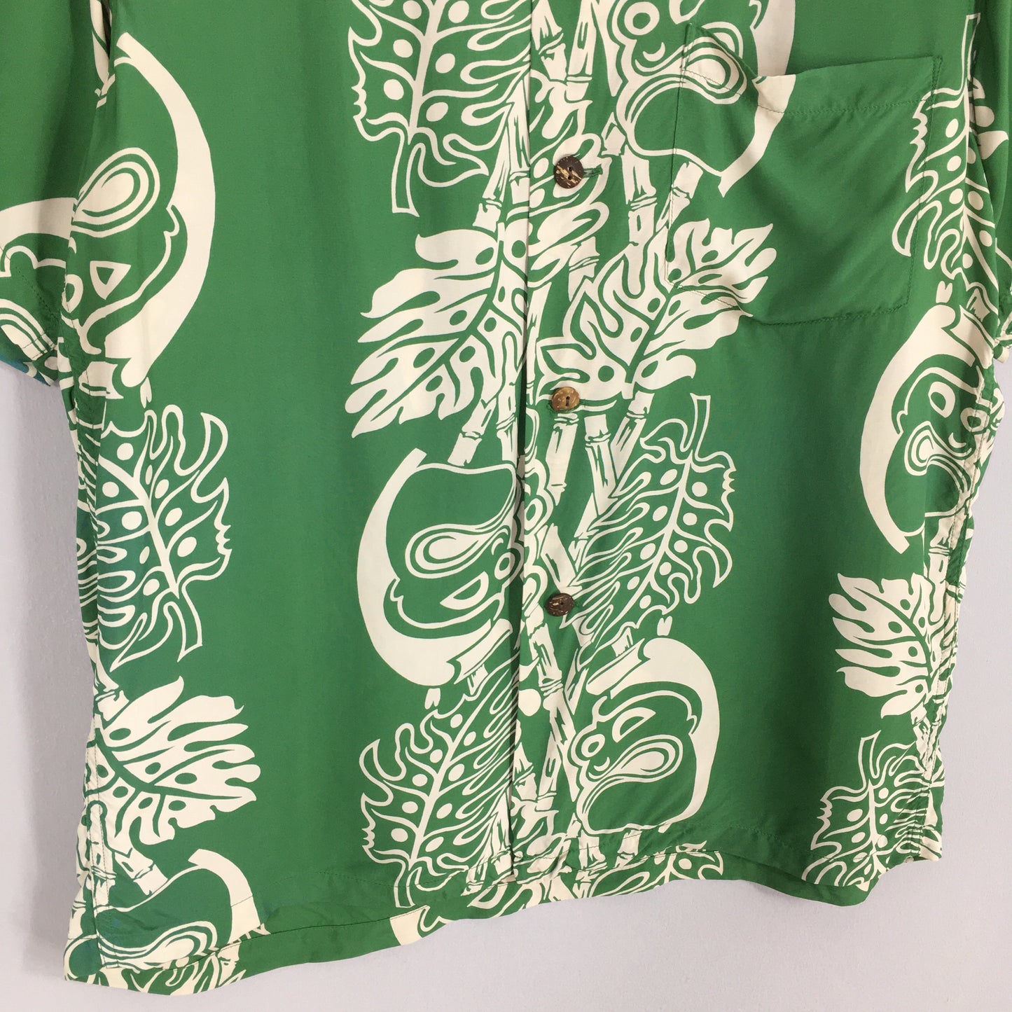 Sun Surf Hawaiian Floral Leaf Rayon Shirt Small