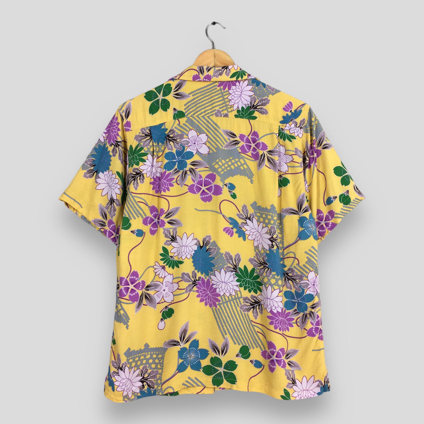 Patina Surf Floral Yellow Rayon Shirt Large