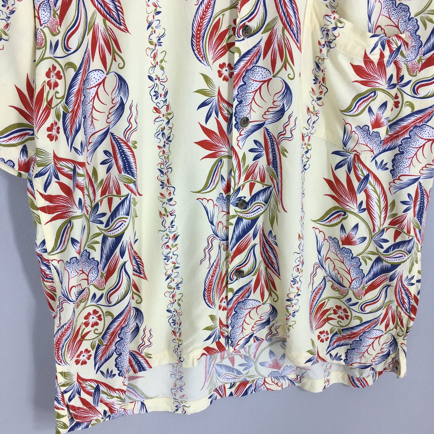 Hawaii Aloha Flower Rayon Shirt Medium