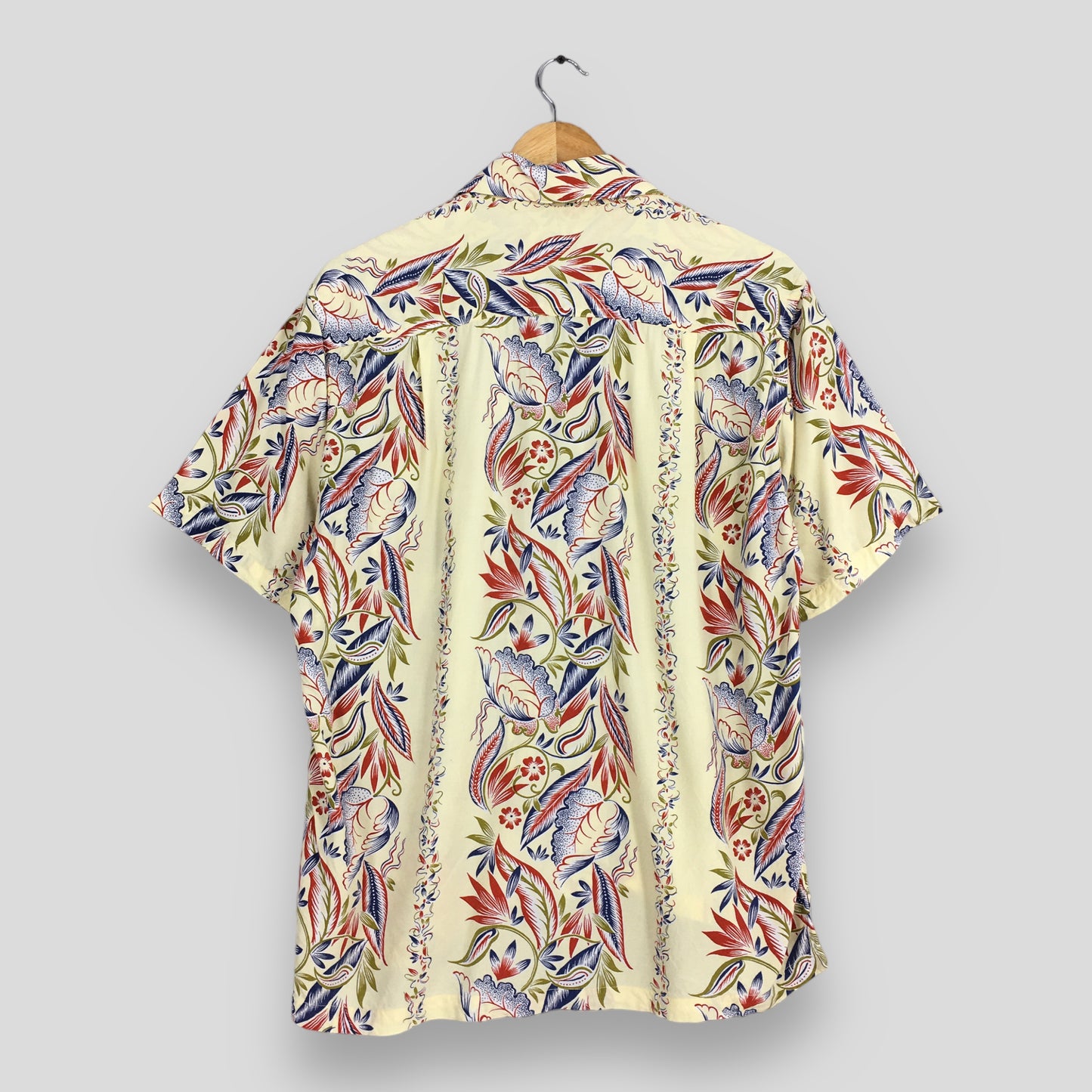 Hawaii Aloha Flower Rayon Shirt Medium