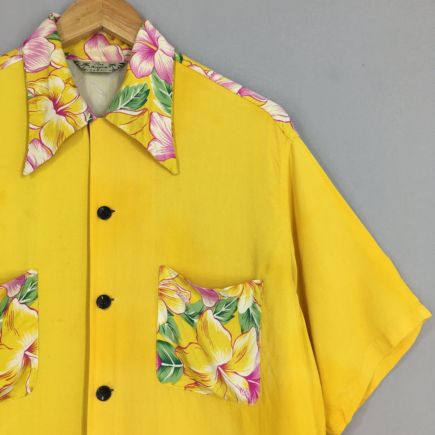 Real Mcoy's Patina Hawaiian Hibiscus Flower Rayon Shirt