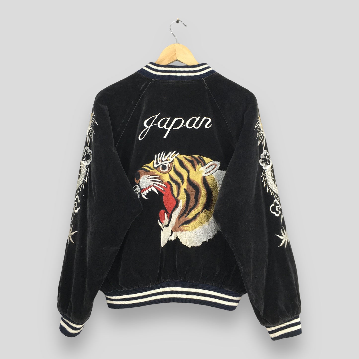 Sukajan Souvenir Tiger Head Bomber Jacket Medium