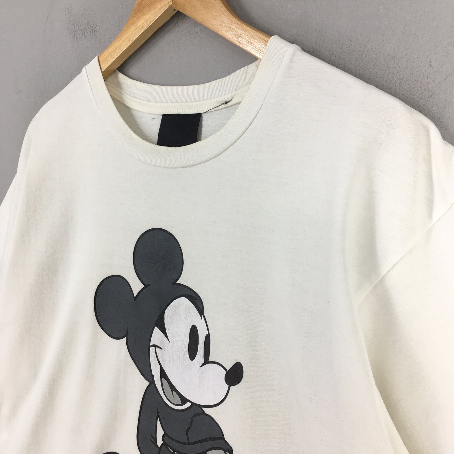 Bounty Hunter Japan Mickey T shirt Medium