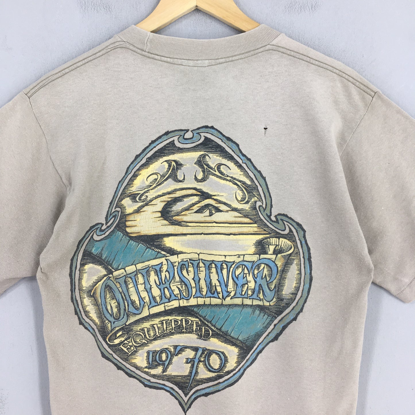 Quiksilver Surf T shirt Small