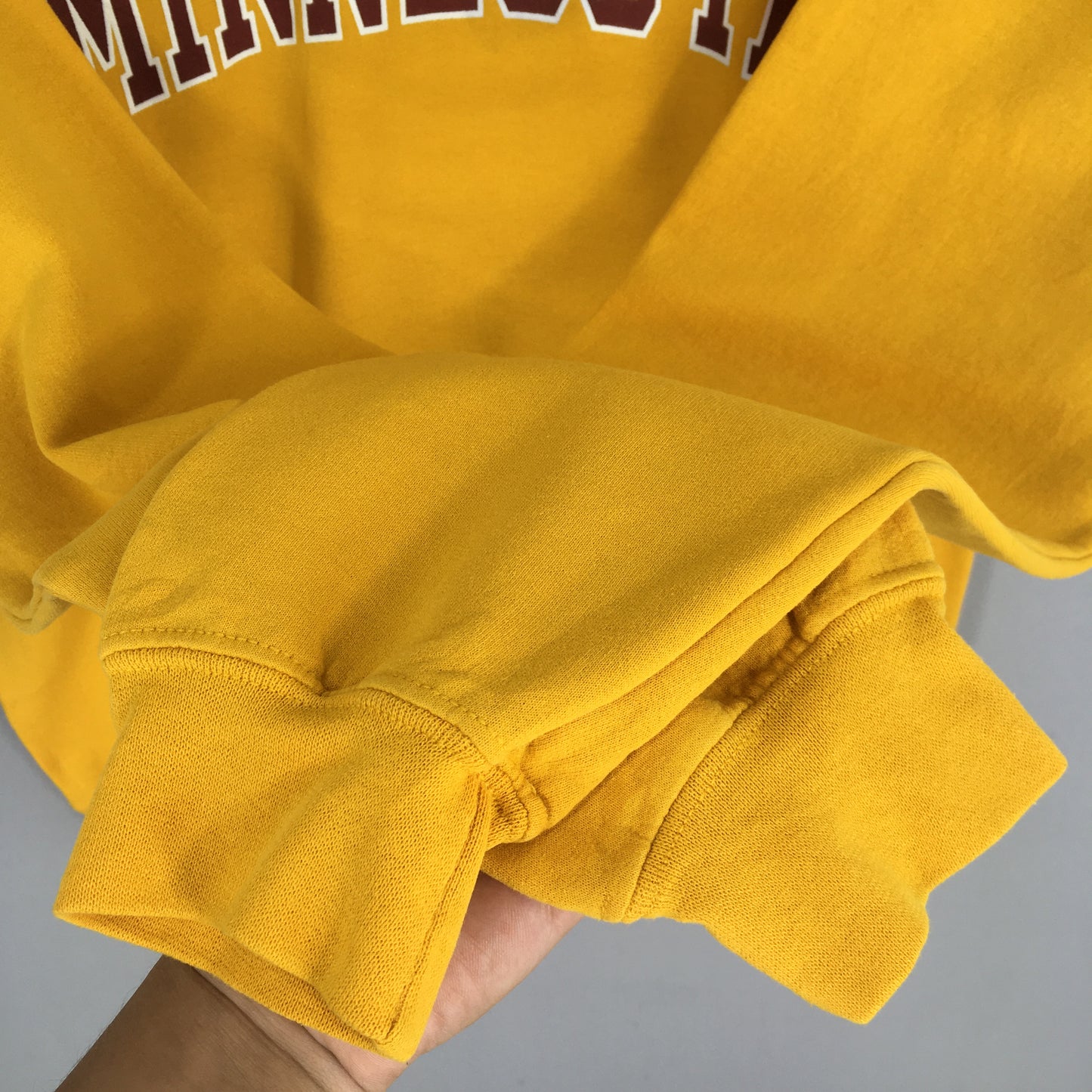 Minnesota Football NCAA Sweatshirts Medium