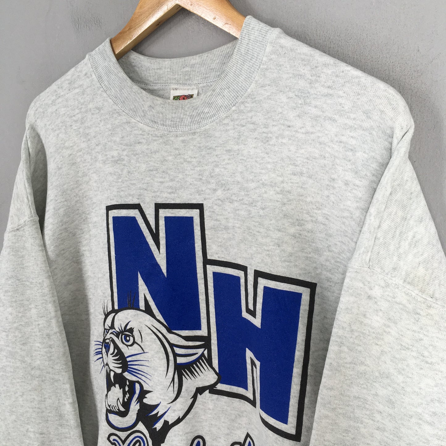 New Hampshire Wildcats Sweatshirt XLarge