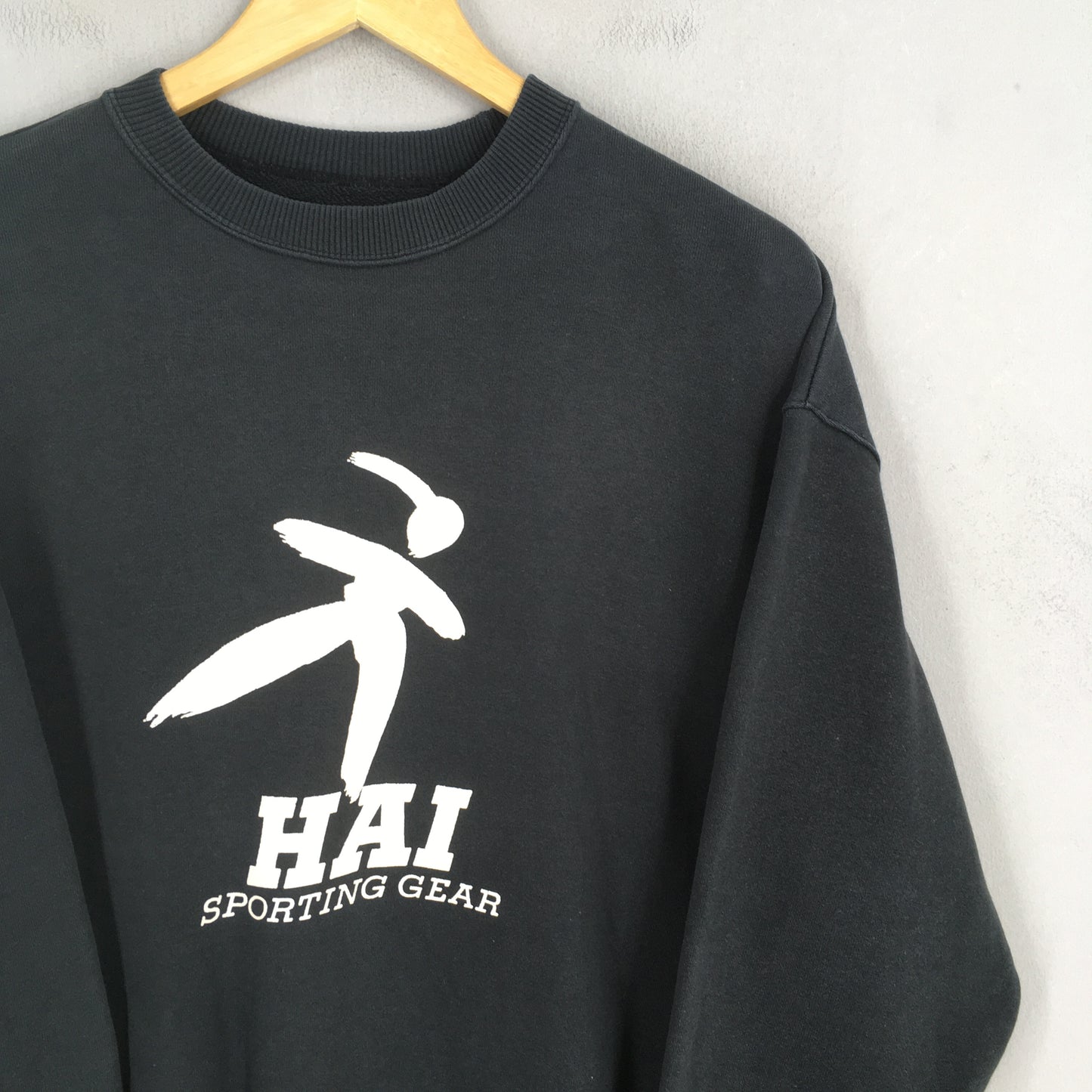 Hai Sporting Gear Black Sweatshirt Medium