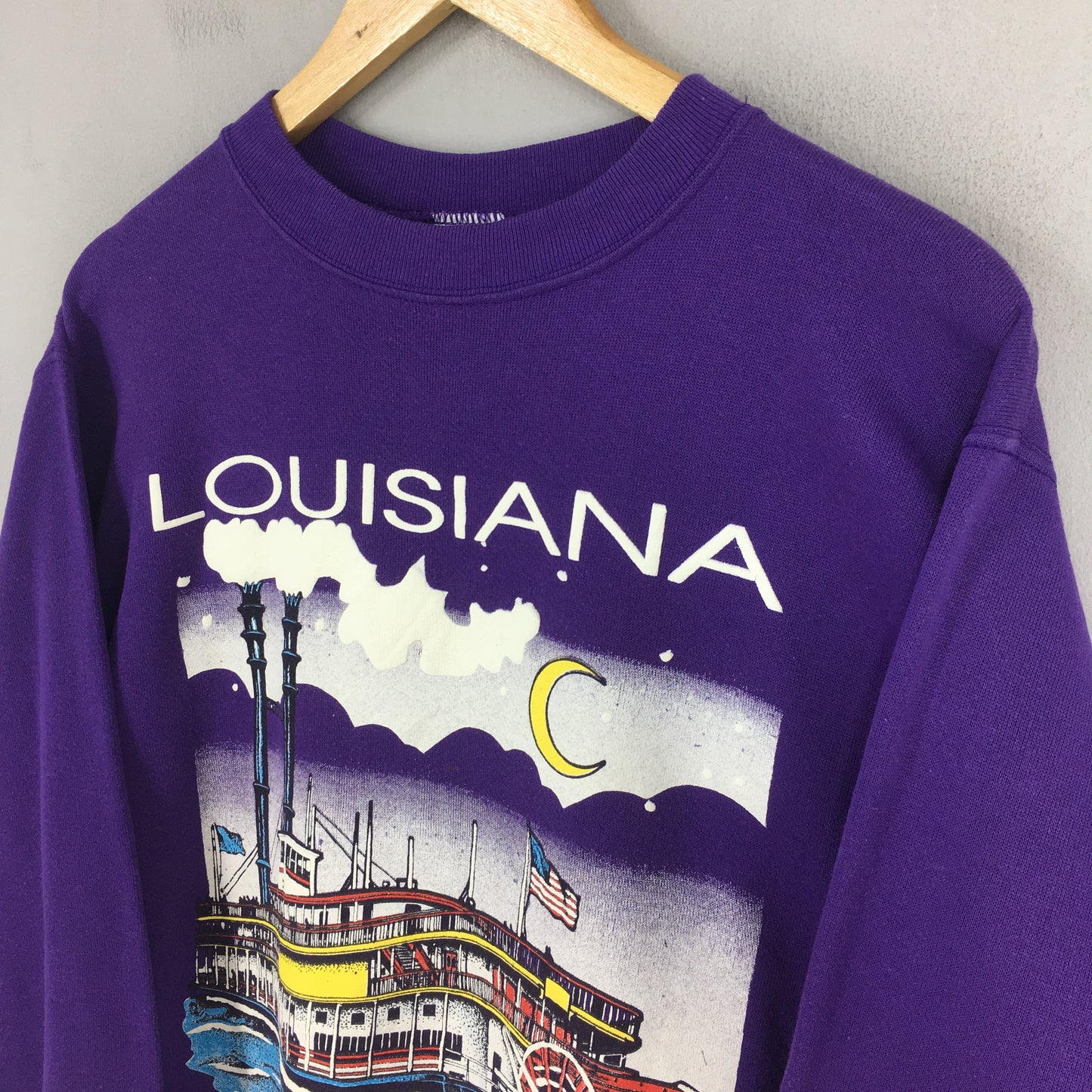 Louisiana Riverboat Sweatshirt Medium