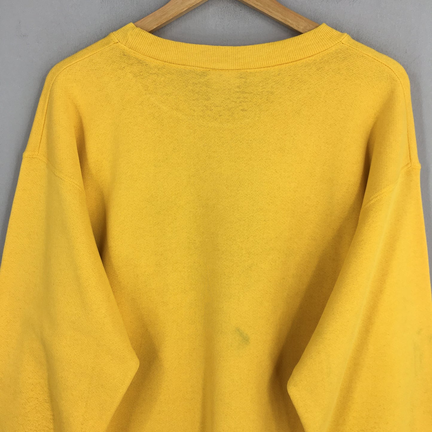 University of California Yellow Sweatshirt Large