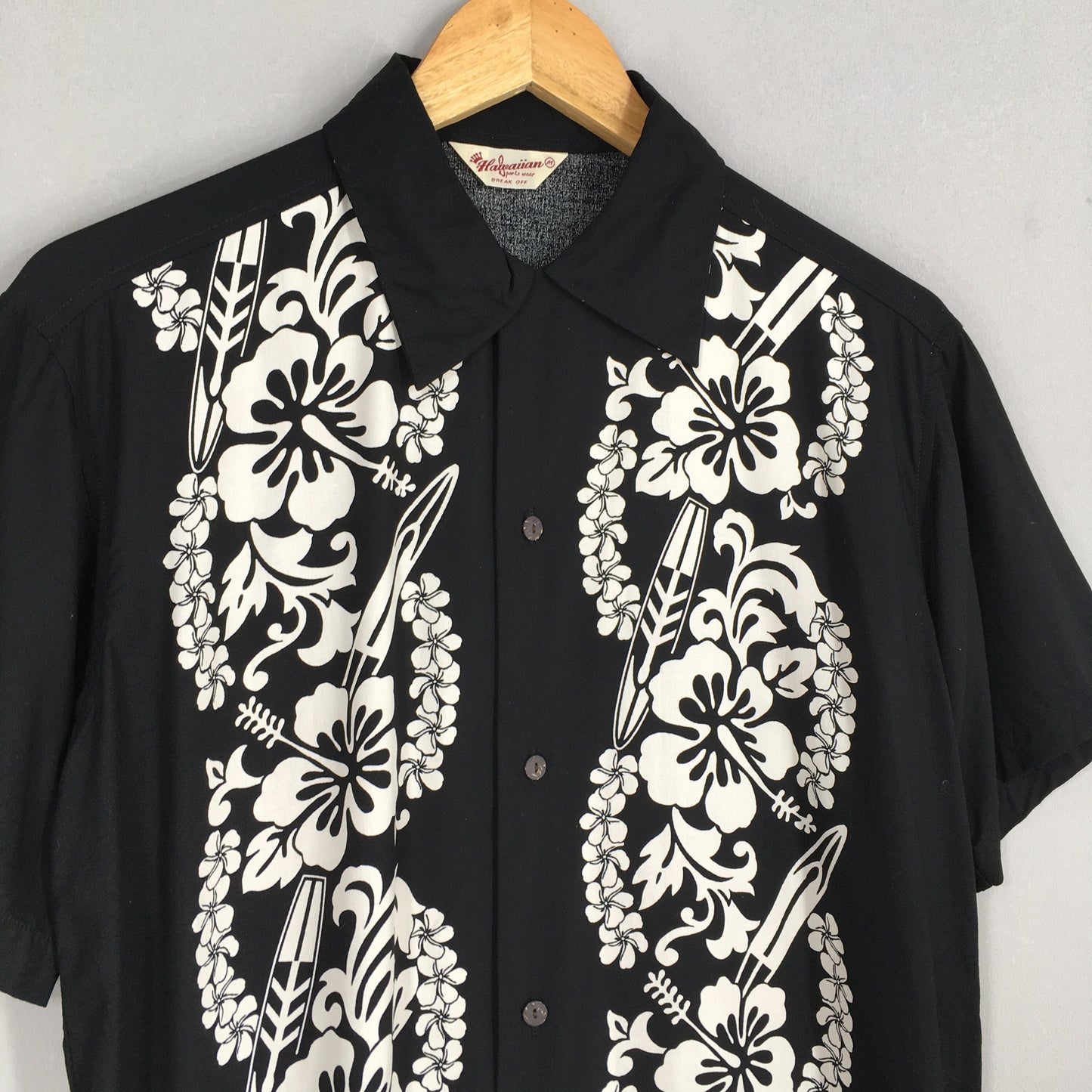 Aloha Floral Beach Wear Black Shirt Medium