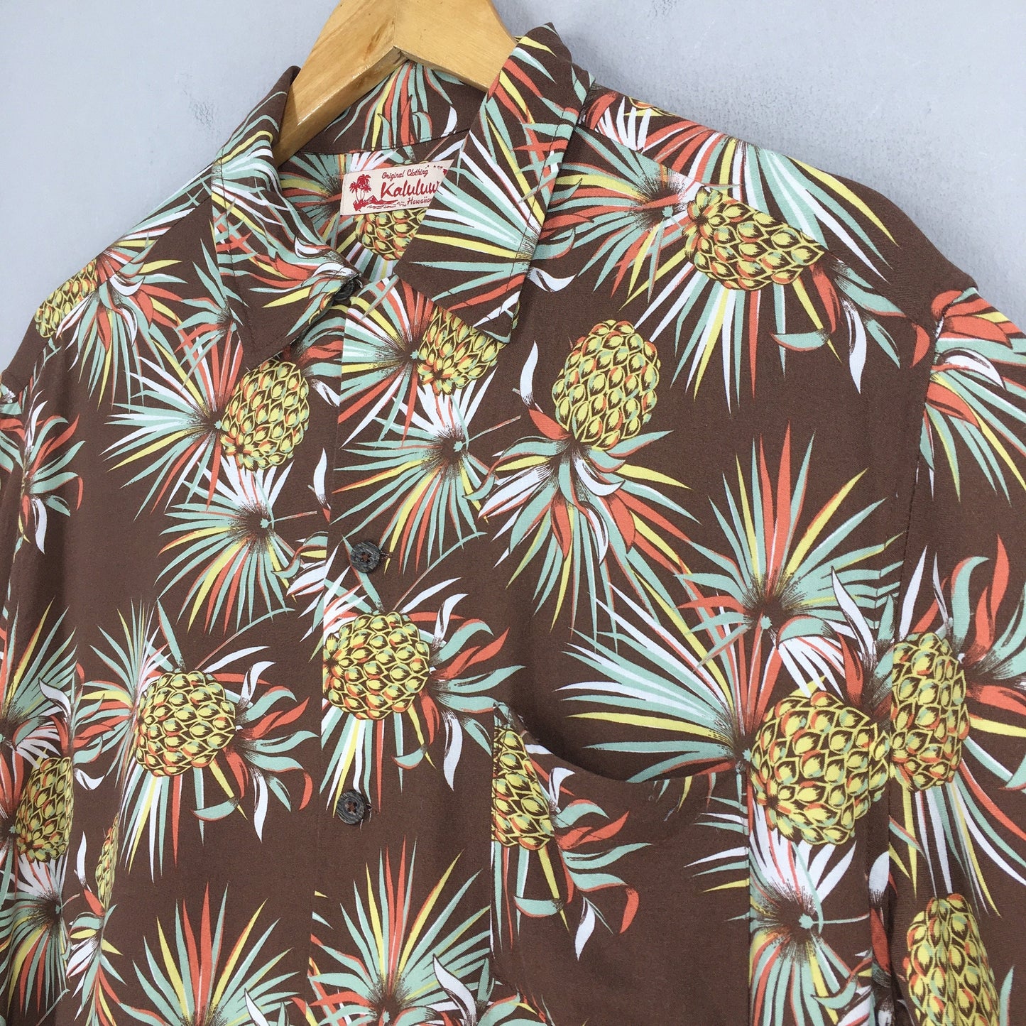 Aloha Tropical Pineapples Hawaii Rayon Shirt XLarge