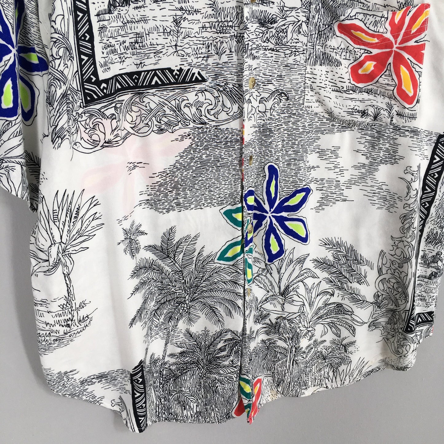 Unionbay Summer Hawaiian Flower Art Rayon Shirt Medium