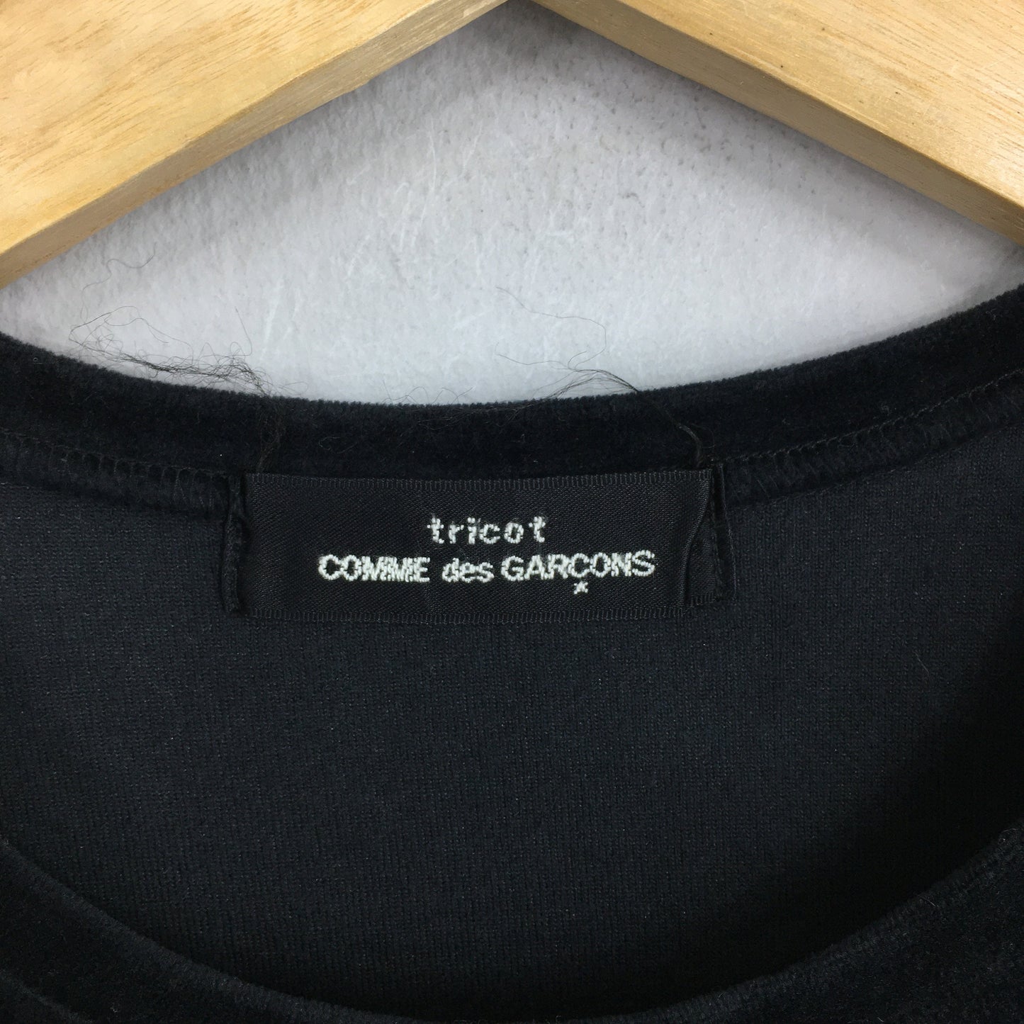 Tricot Comme Des Garcons Plain Velvet Black T shirt Small