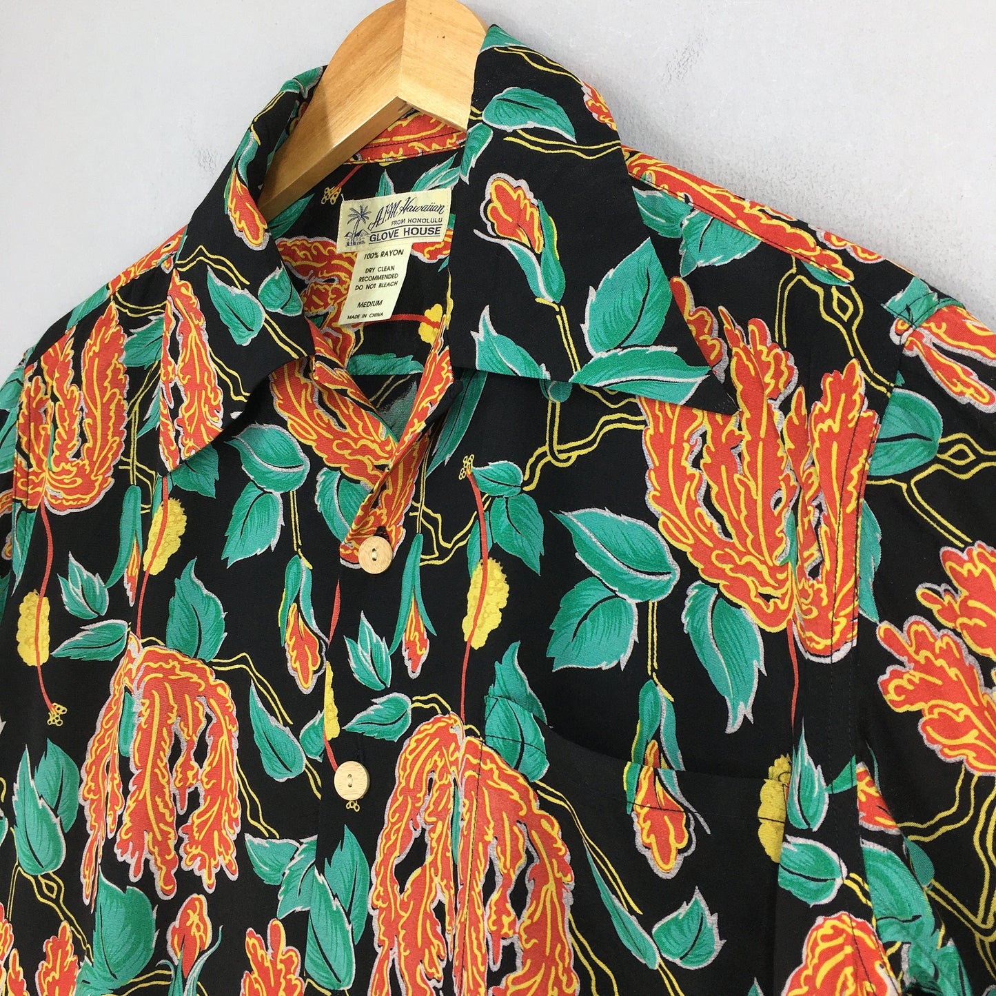 Leaves Hawaii Aloha Shirts Medium