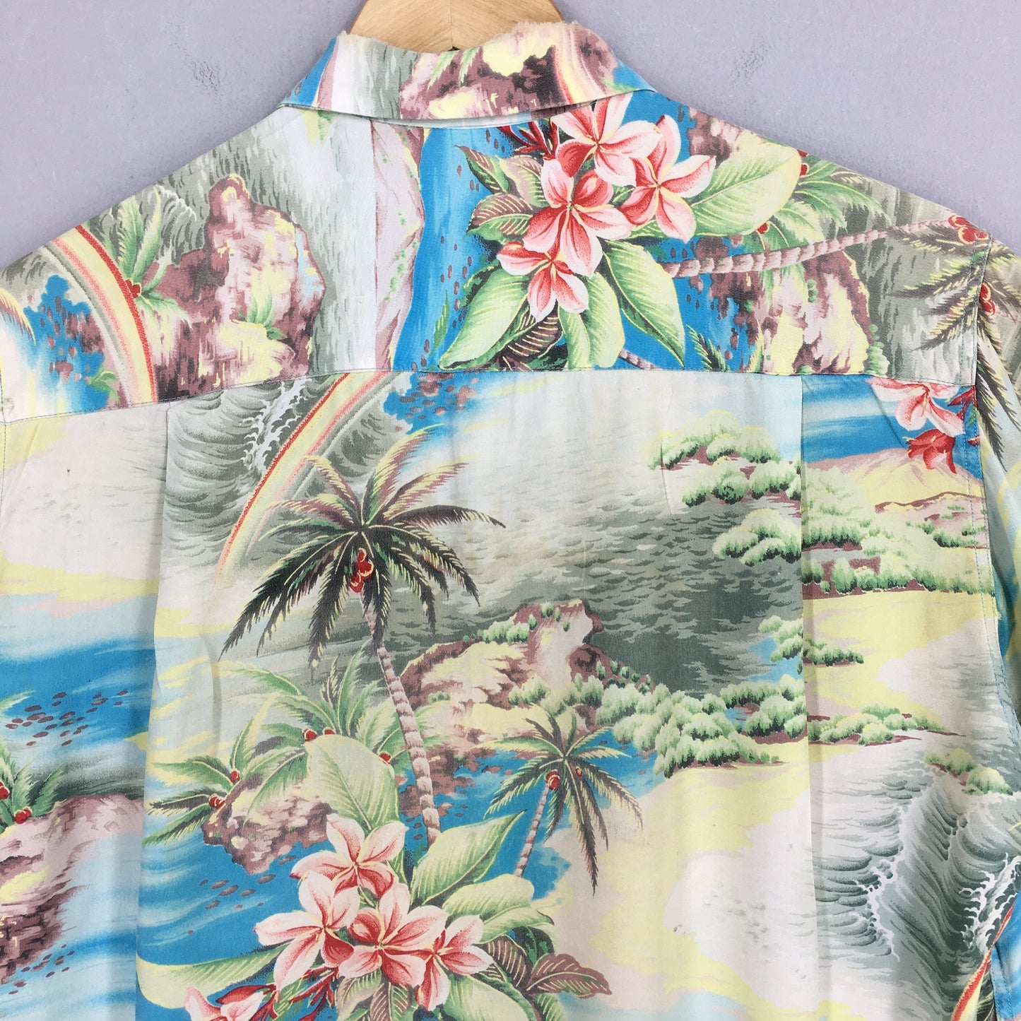 Hale Hawaii Aloha Tropical Rayon Shirt Medium