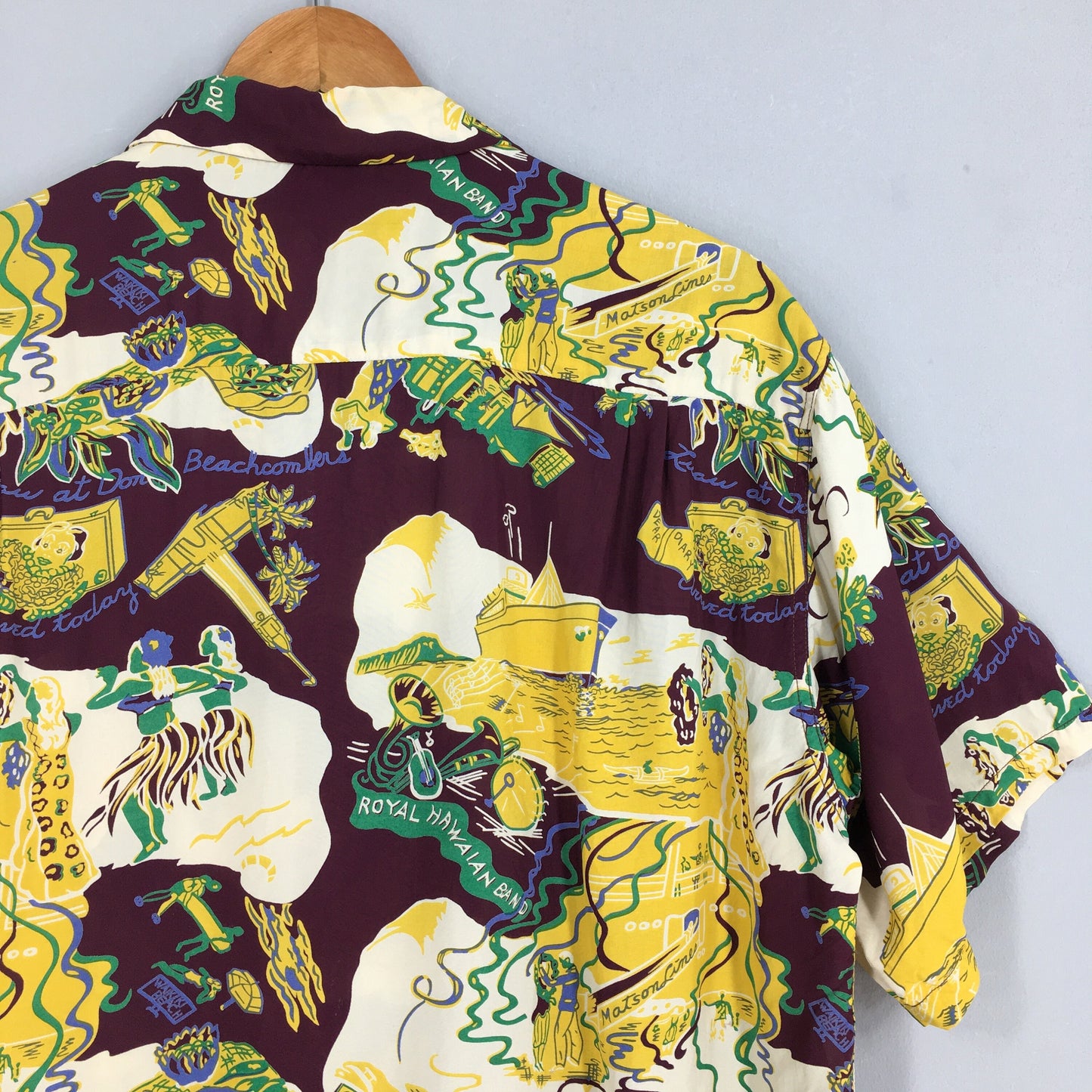 Sun Surf Hale Hawaii Japanese Rayon Shirt Medium