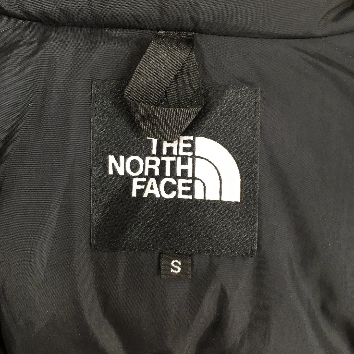 The North Face 700 Puffer Jacket Red Small