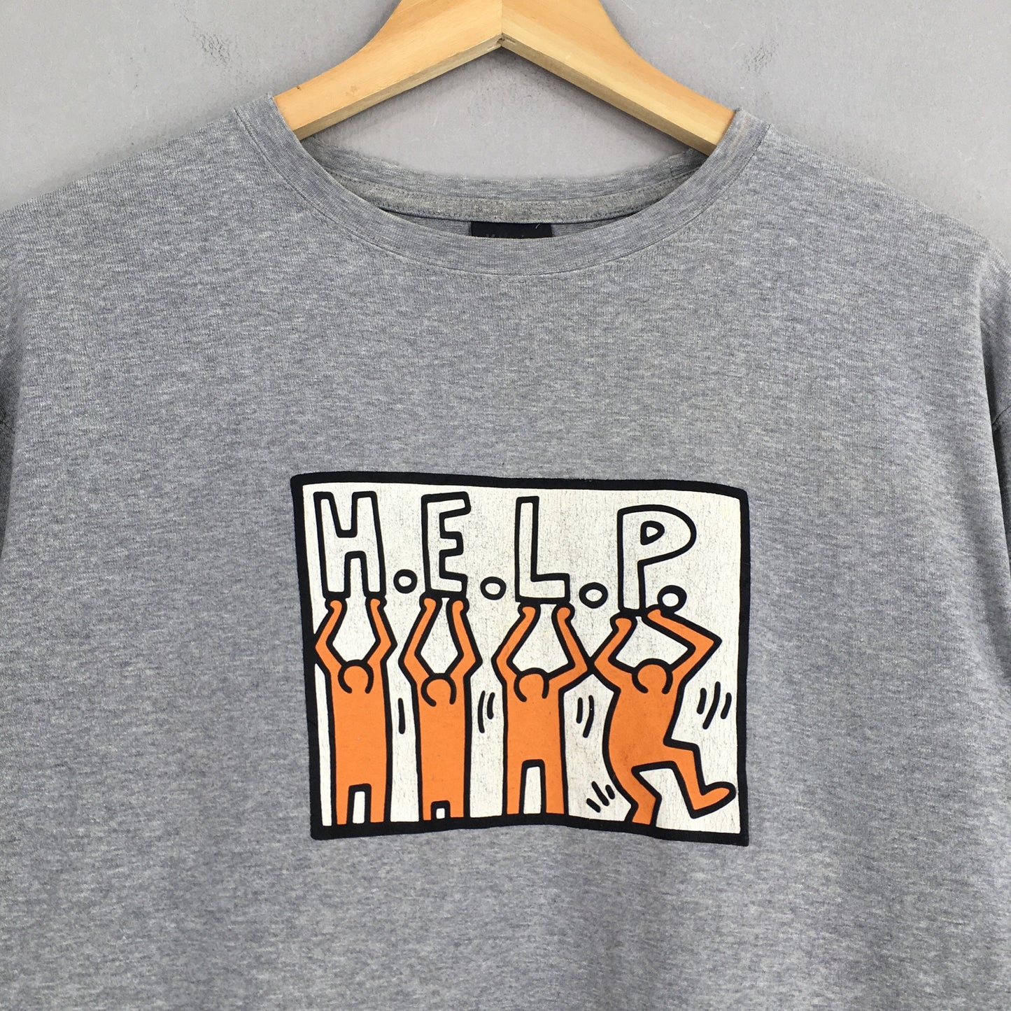 Keith Haring Help Pop Art Gray T shirt Medium