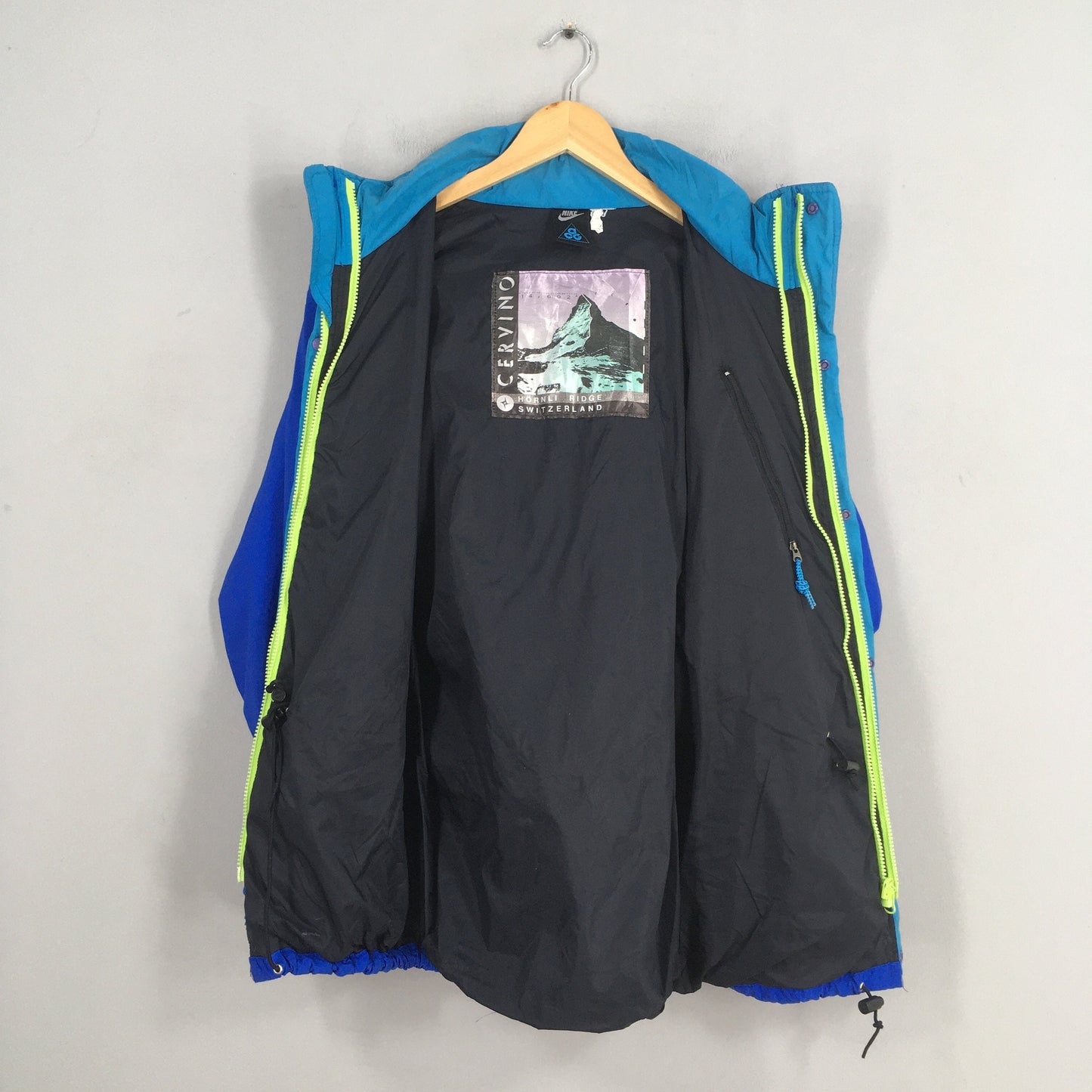 Nike Acg Windbreaker Jacket Small