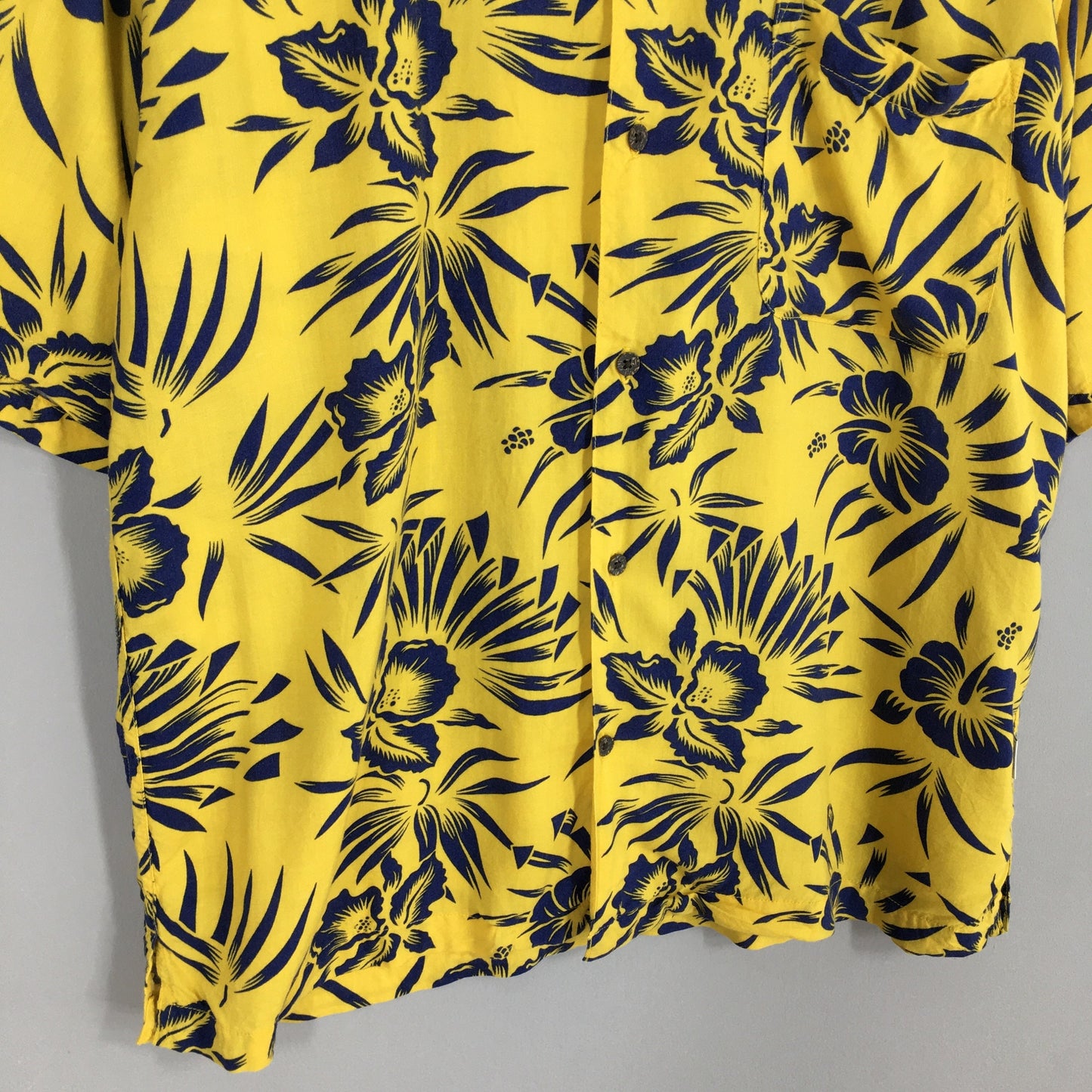 Hawaiian Hibiscus Flower Tropical Hawaii Rayon Shirt Medium