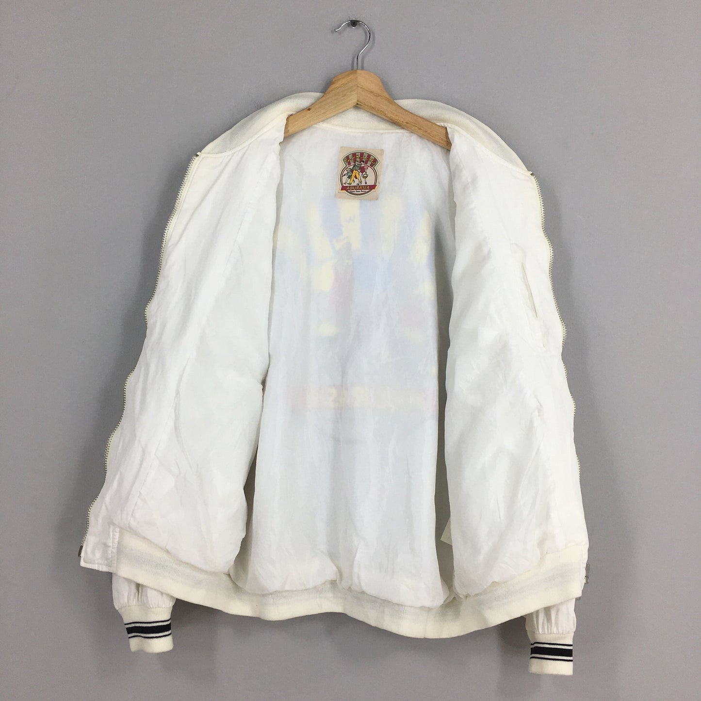 Virginia State Resort White Light Jacket XLarge