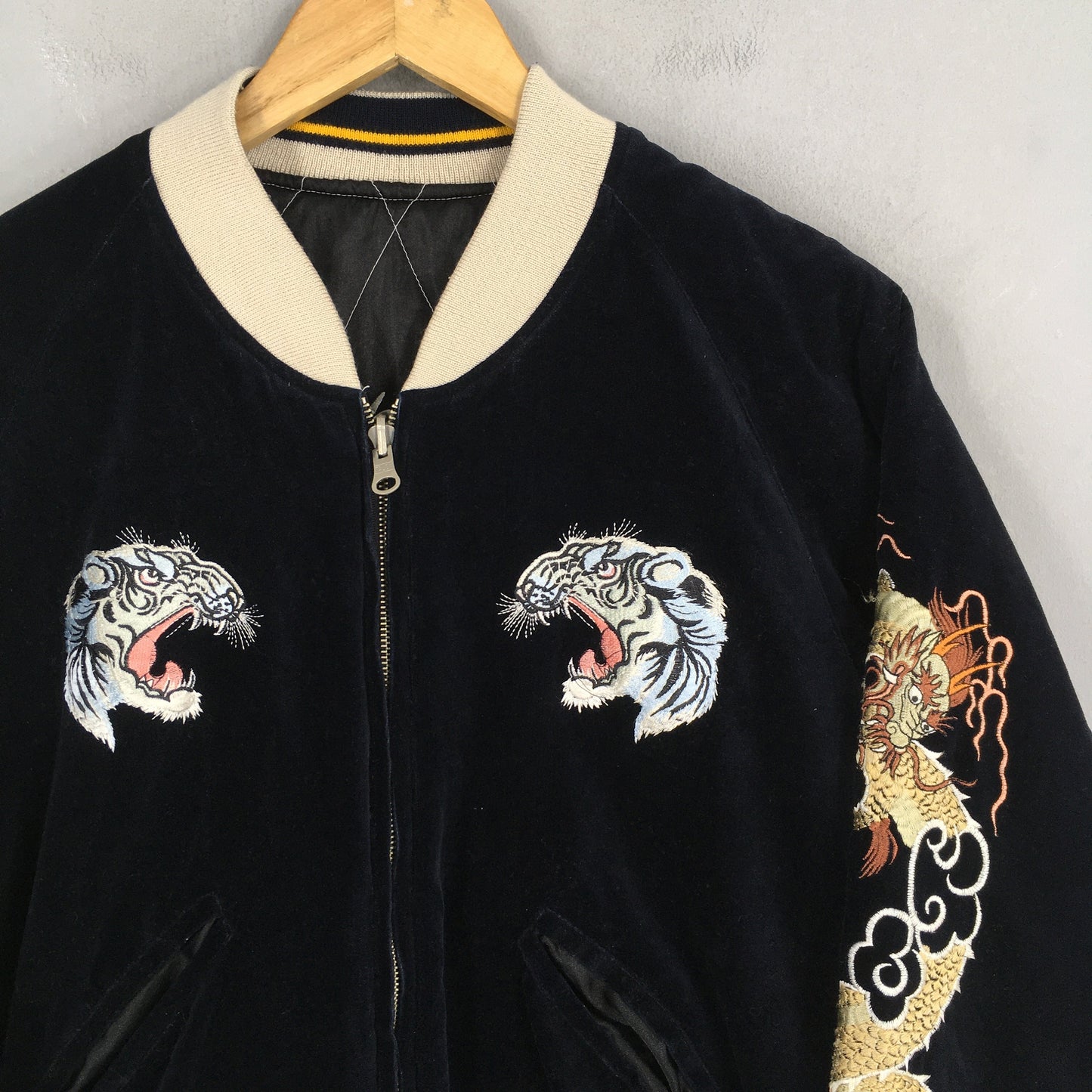 Vintage Sukajan Souvenir White Tiger Bomber Jacket Medium