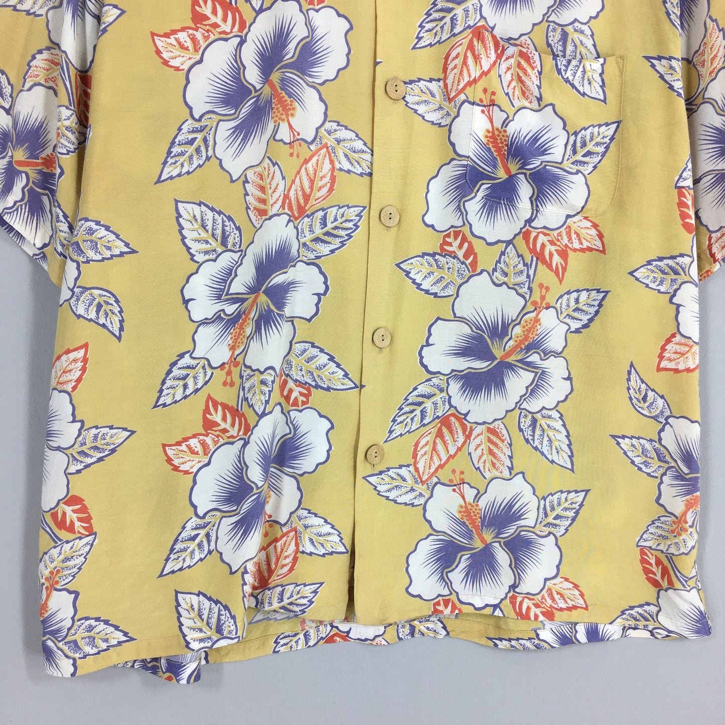 Hawaii Aloha Floral Printed Shirt Medium