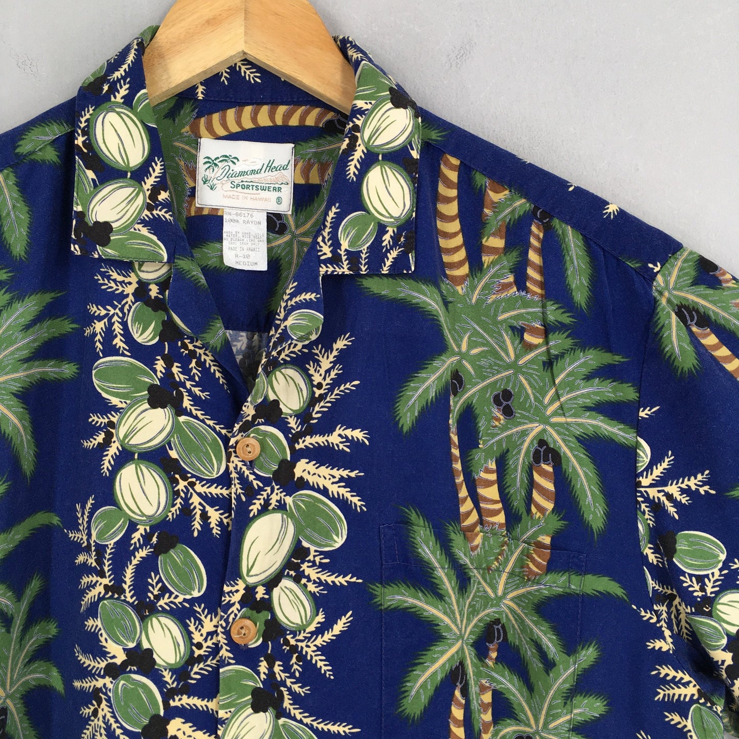 Diamond Head Sportswear Surfing Beach Rayon Shirt Medium