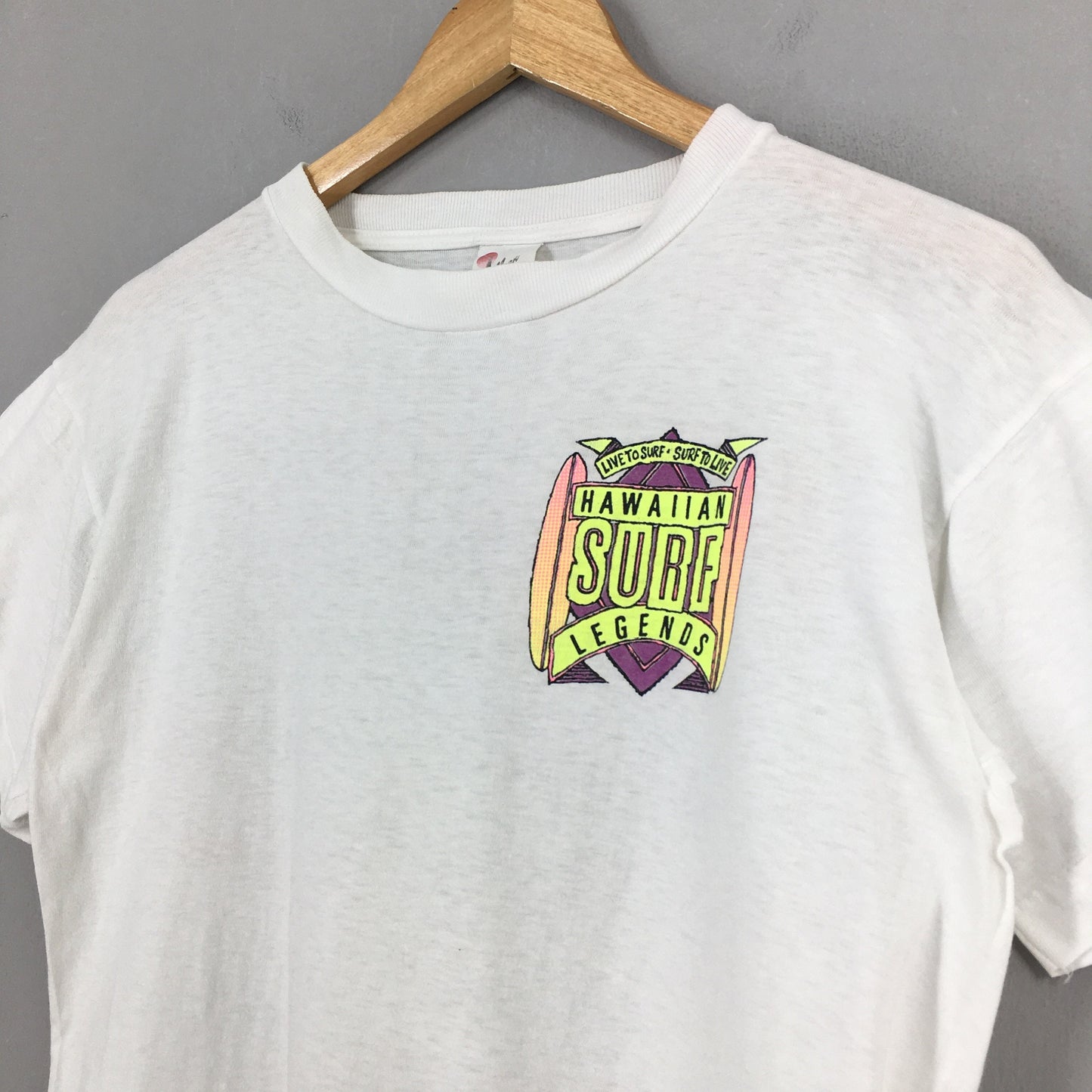 Hawaiian Surf White Tshirt Medium