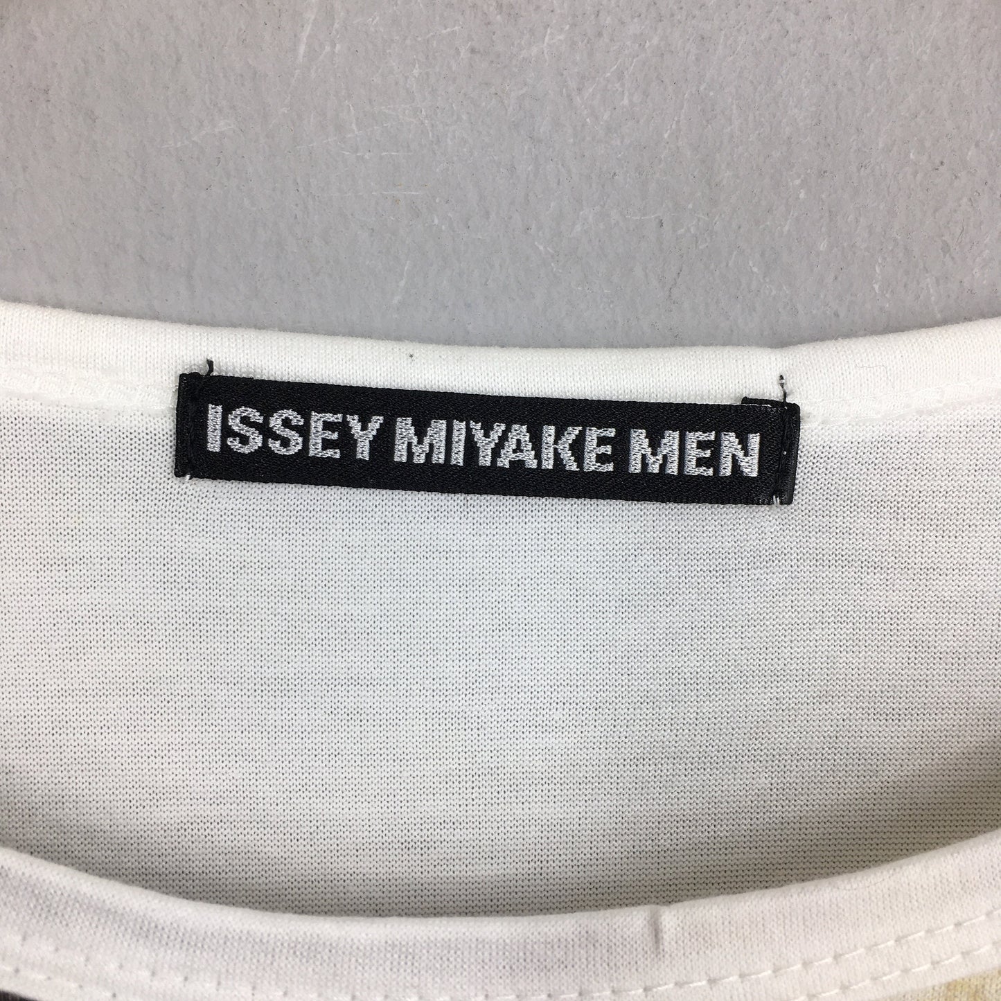 Issey Miyake Men White T shirt Small