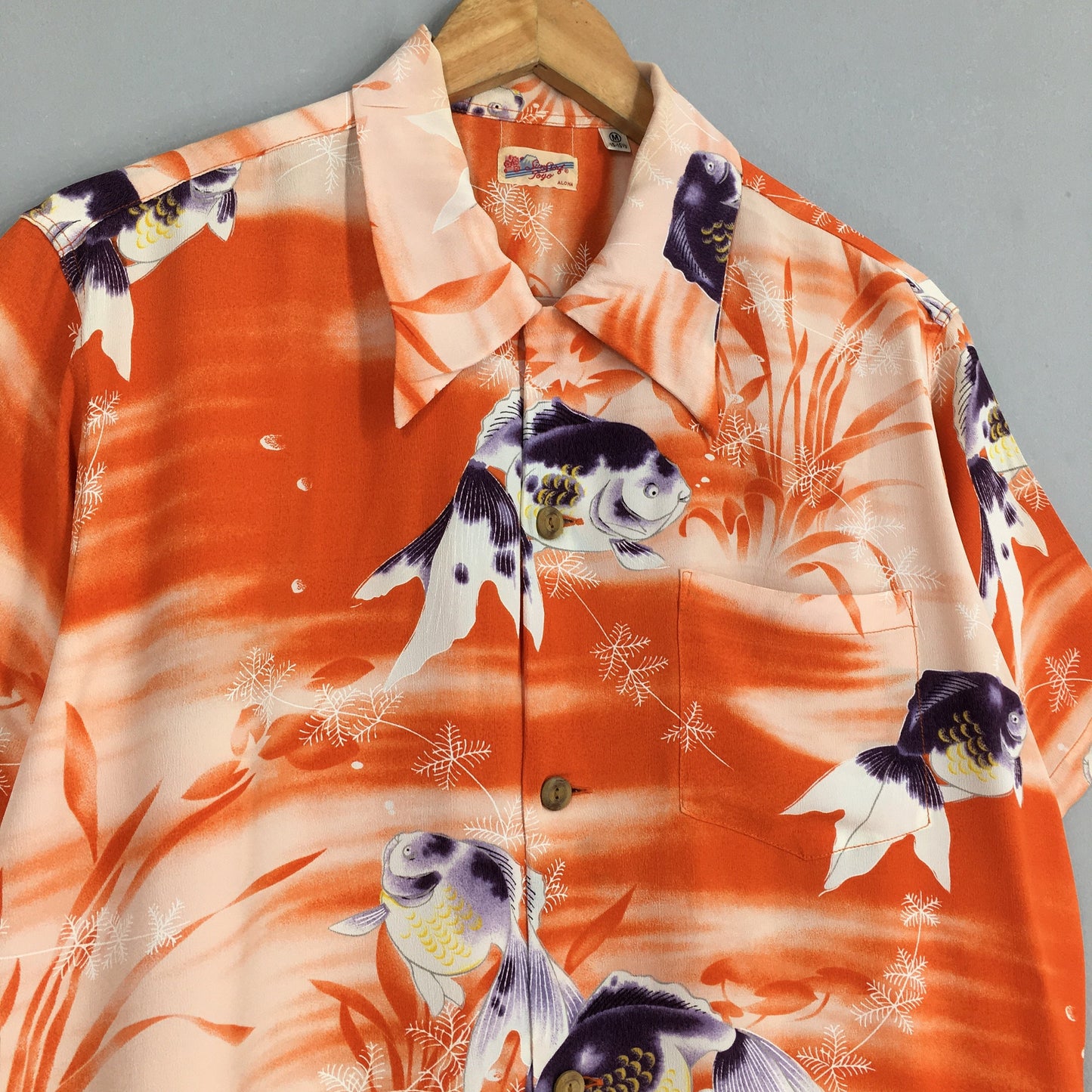 Sun Surf Toyo Aloha Koi Fish Rayon Shirt Medium