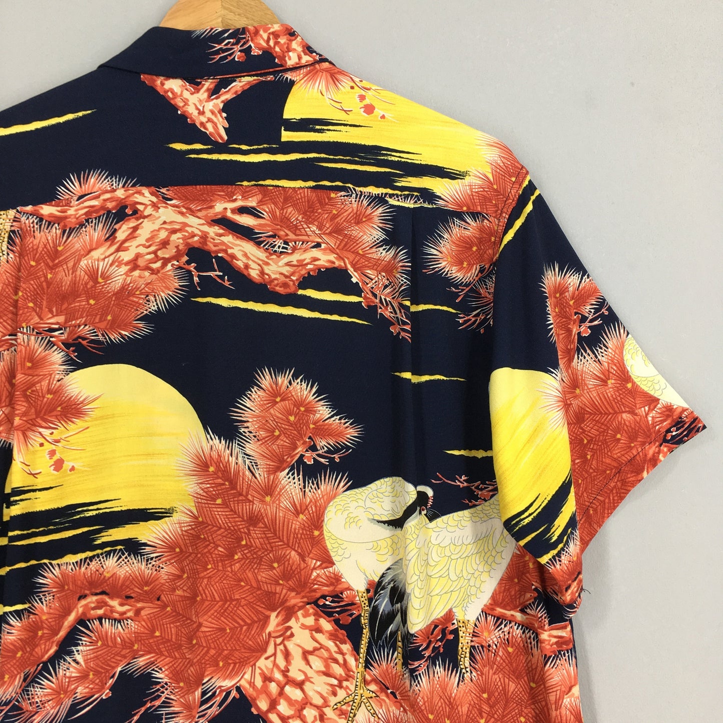 Hawaiian Japanese Sun Surf Toyo Phoenix Bird Rayon Shirt Medium