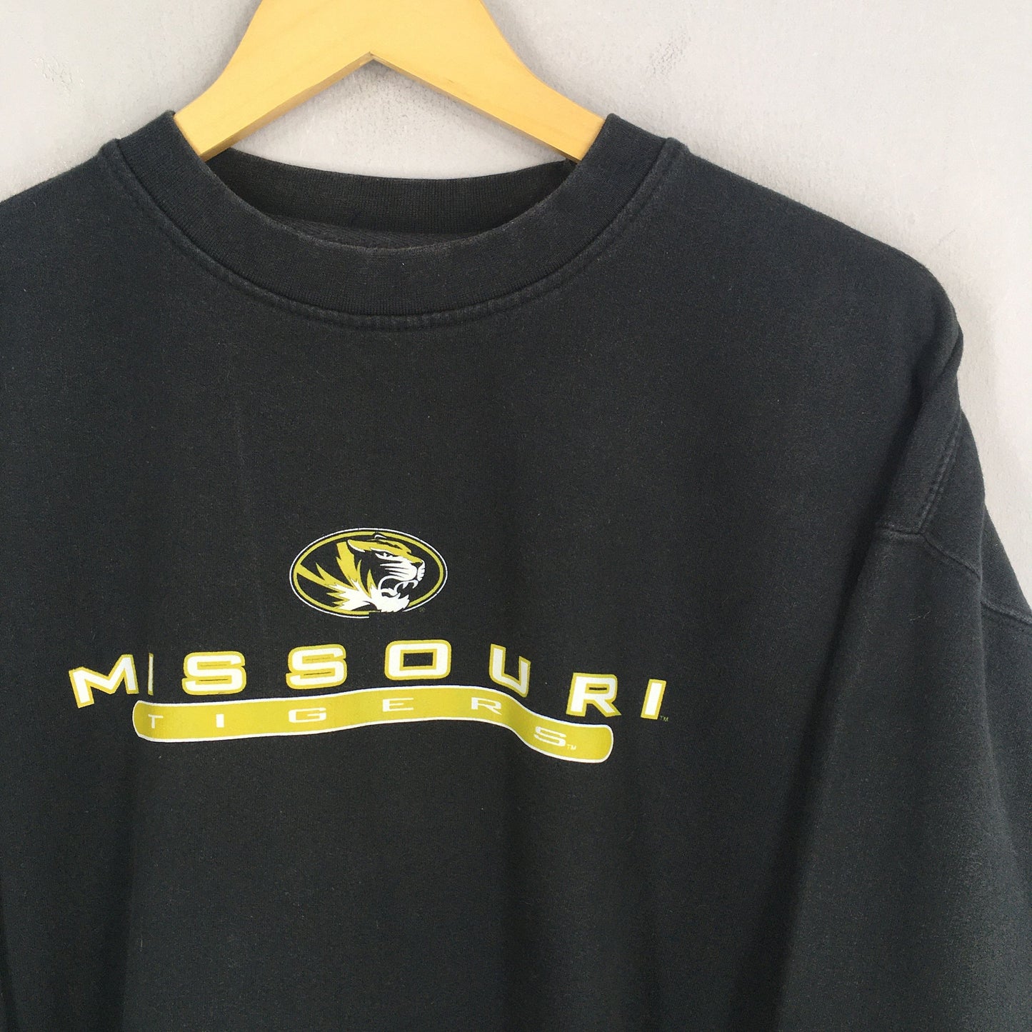 Missouri Tigers Ncaa Black Sweatshirt XXLarge