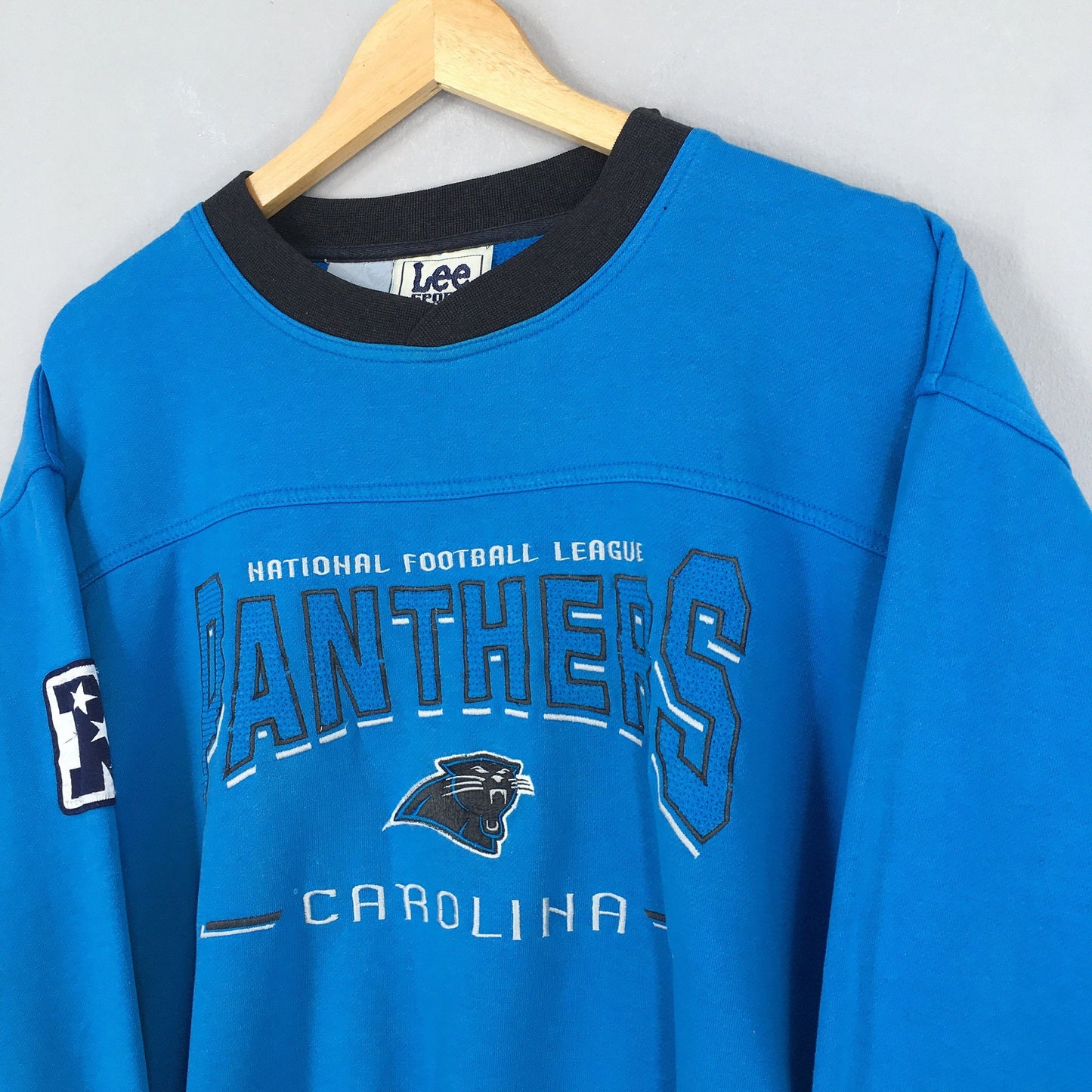 Carolina Panthers NFL Football Sweatshirt Medium