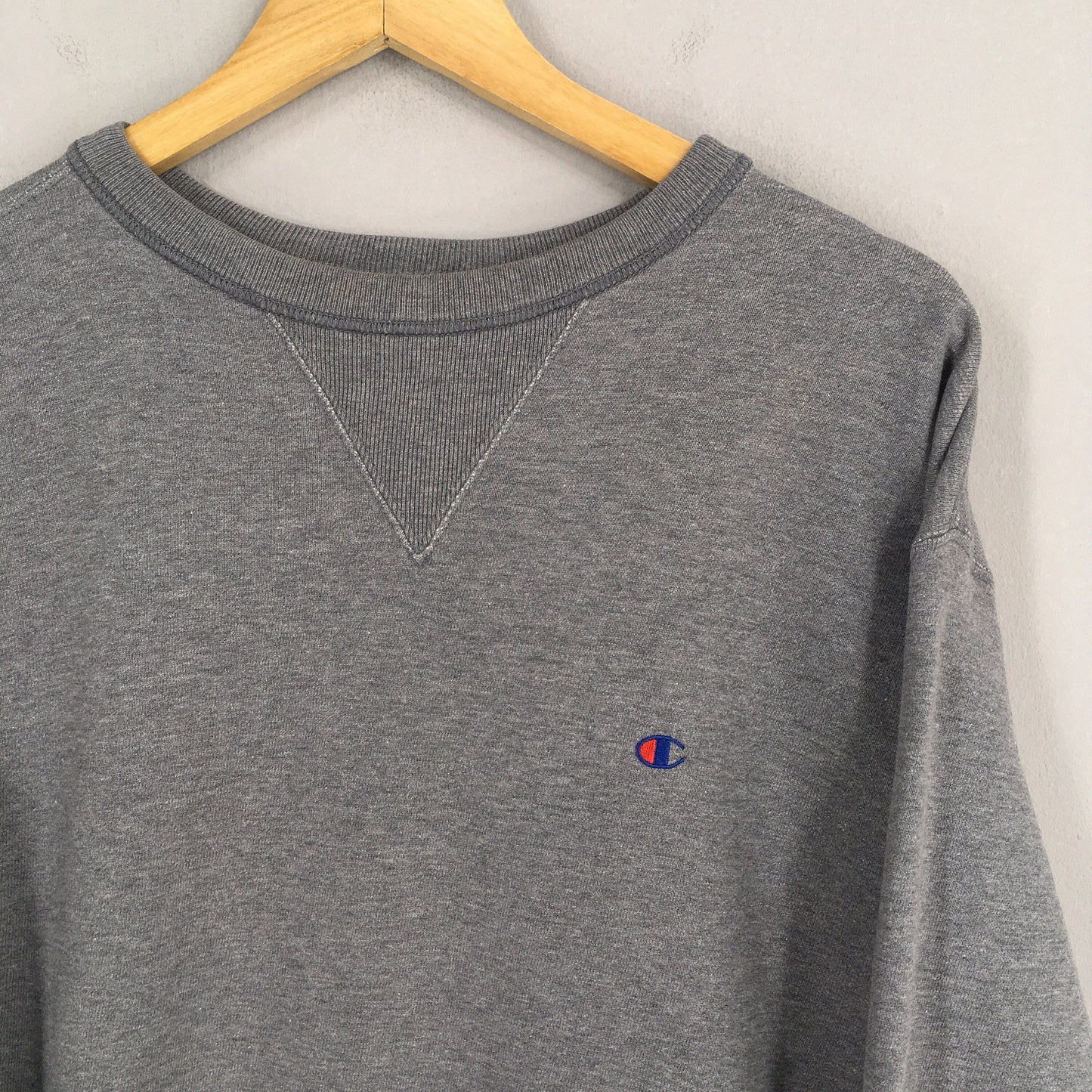 Champion Script Logo Gray Sweatshirt Large