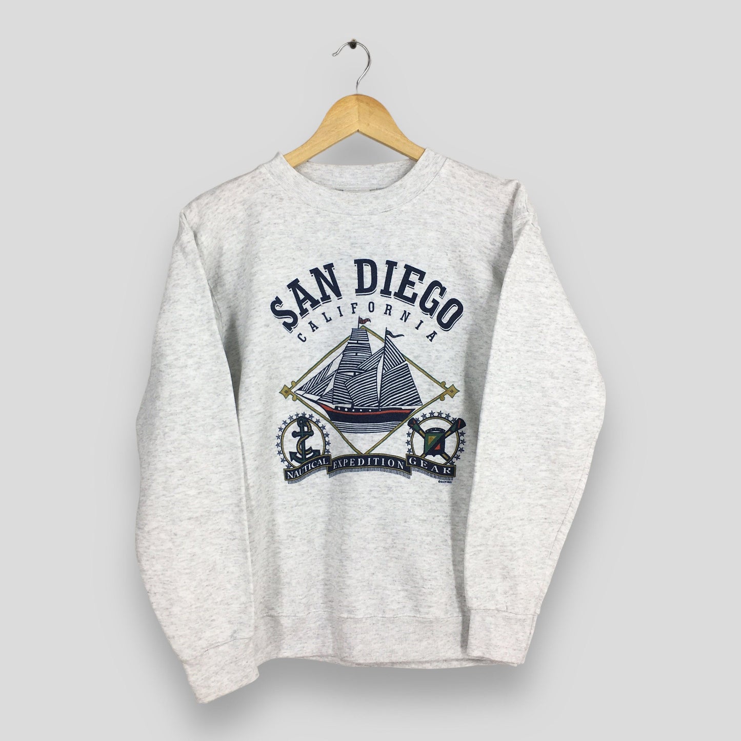 San Diego California Gray Sweatshirt Medium