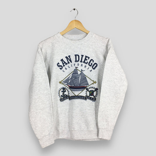 San Diego California Gray Sweatshirt Medium